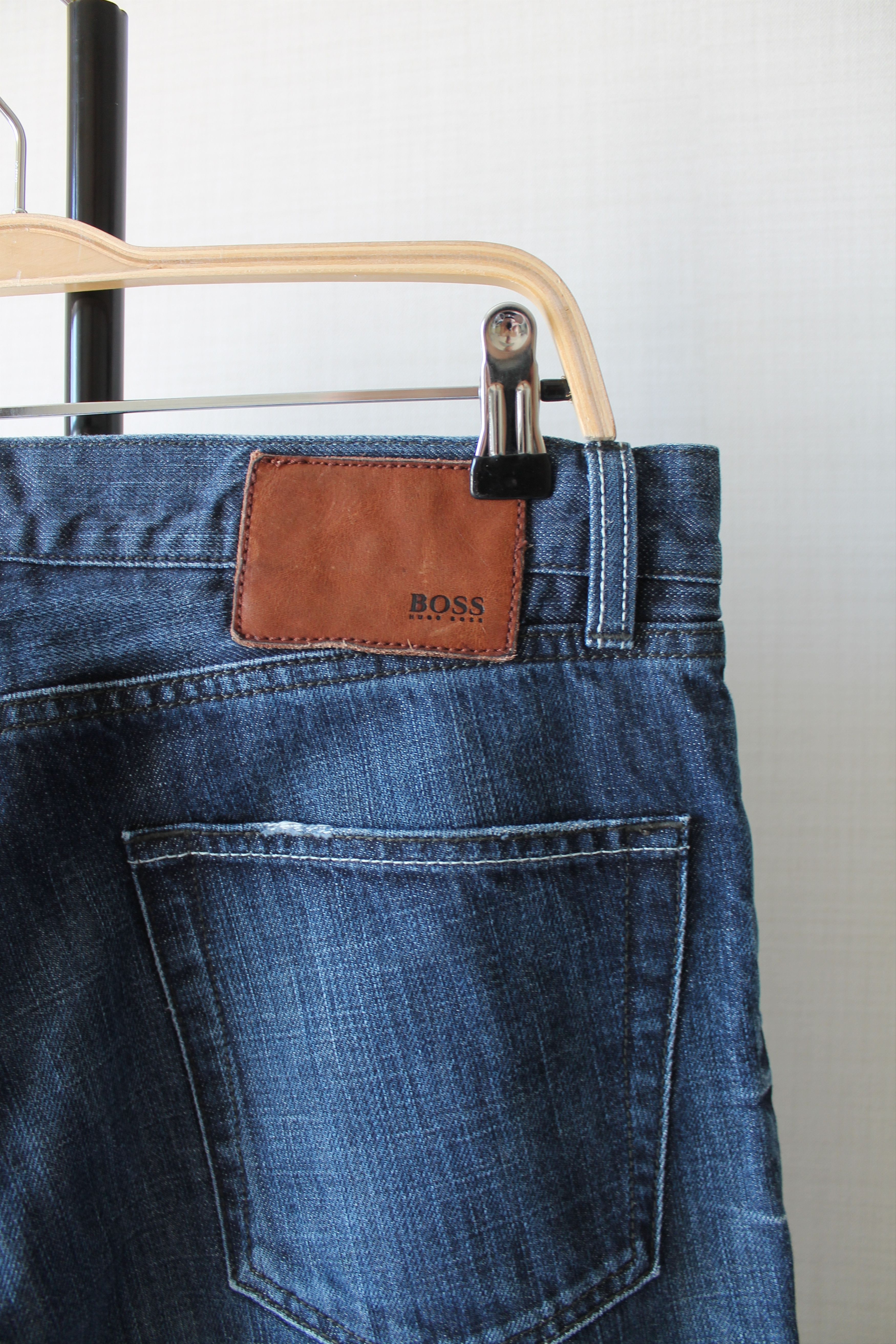 Hugo Boss HUGO BOSS SCOUT1 Regular fit W 34 denim pants faded Size US 34 / EU 50 - 6 Thumbnail