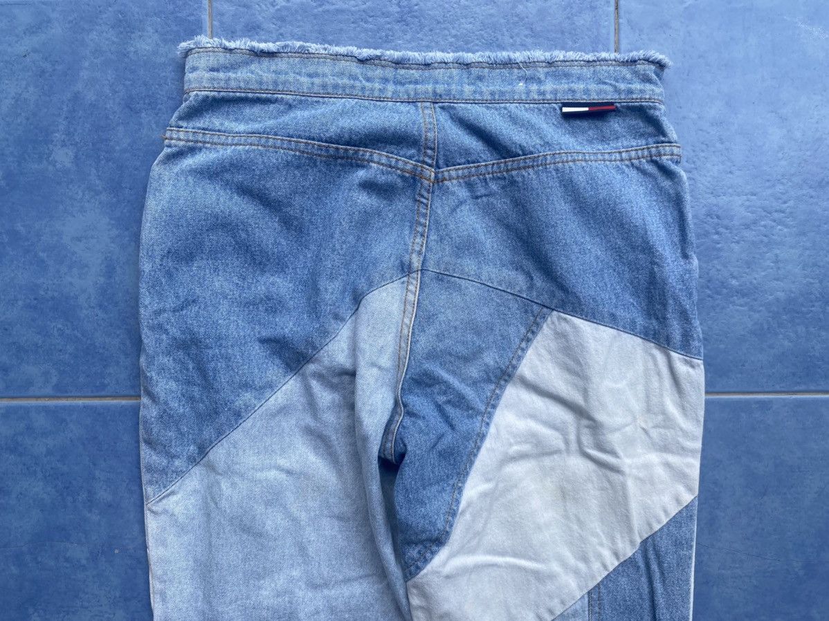 Tommy Hilfiger × Vintage Tommy Jeans Reworked Hagi Like Denim Size US 28 / EU 44 - 9 Thumbnail