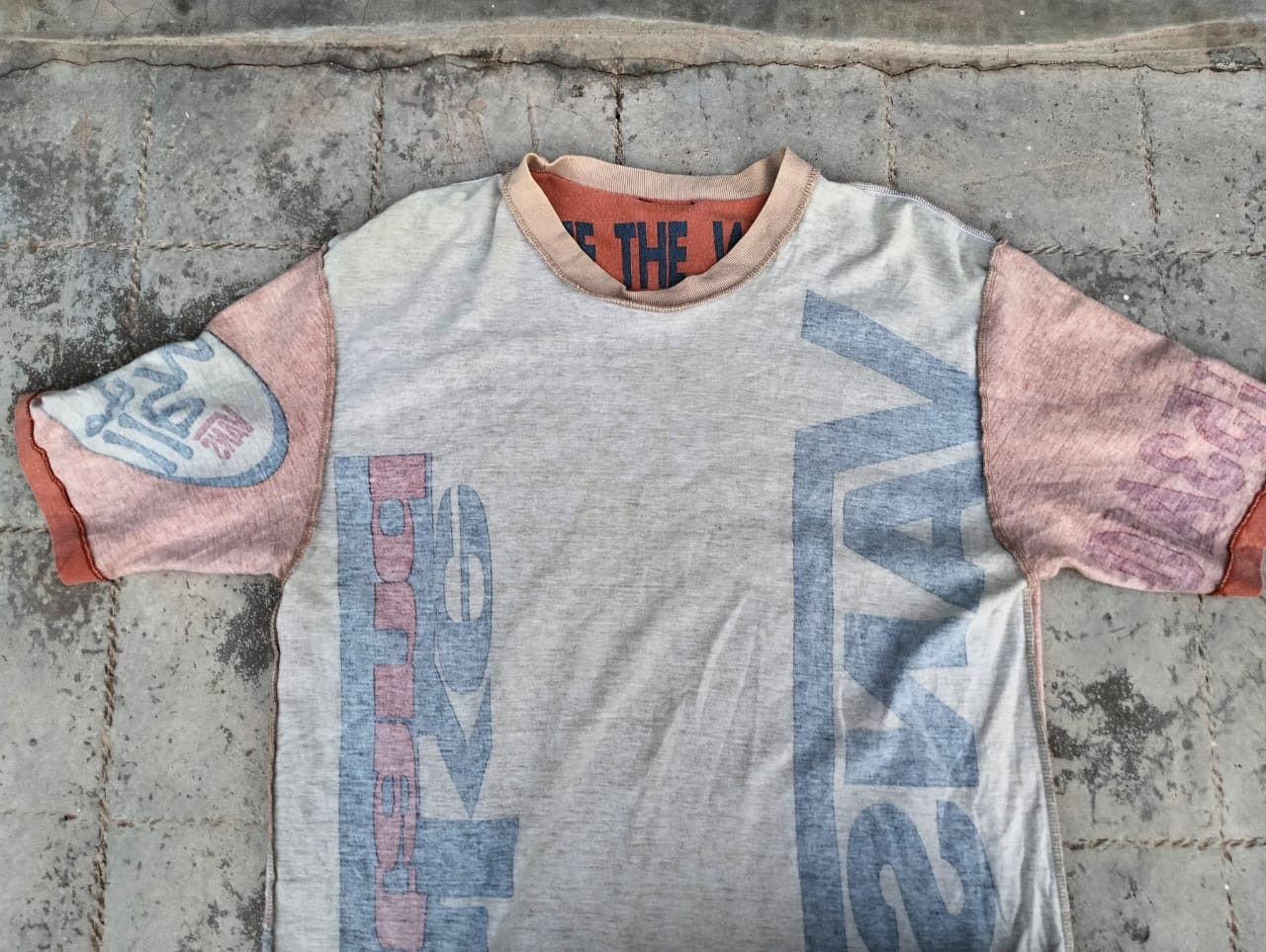 Vans Vintage X Rare X Vans Overprint Tee X Streetwear Size US L / EU 52-54 / 3 - 12 Thumbnail