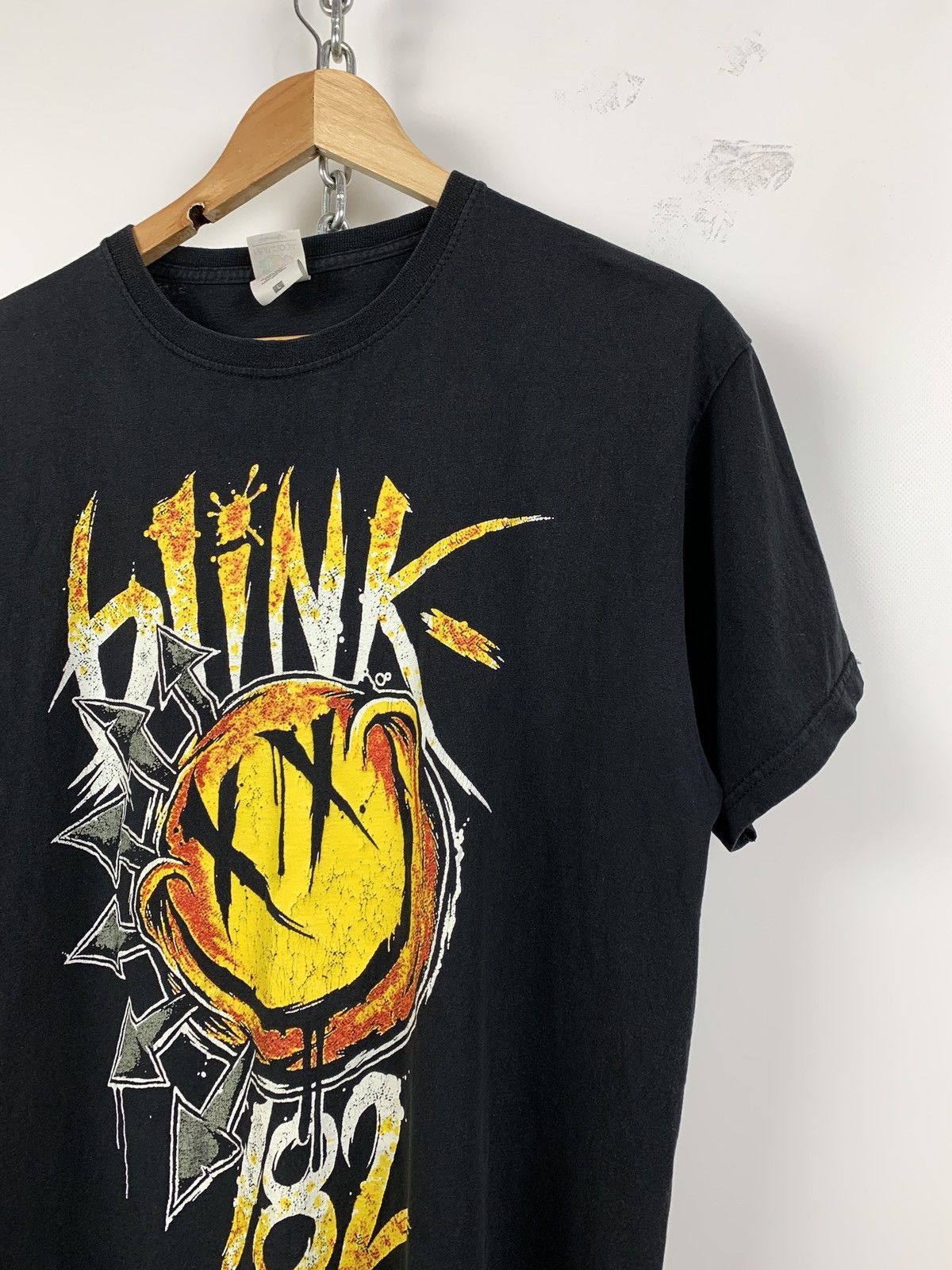 Band Tees Vintage Blink 182 Black T-Shirt Size US L / EU 52-54 / 3 - 4 Thumbnail