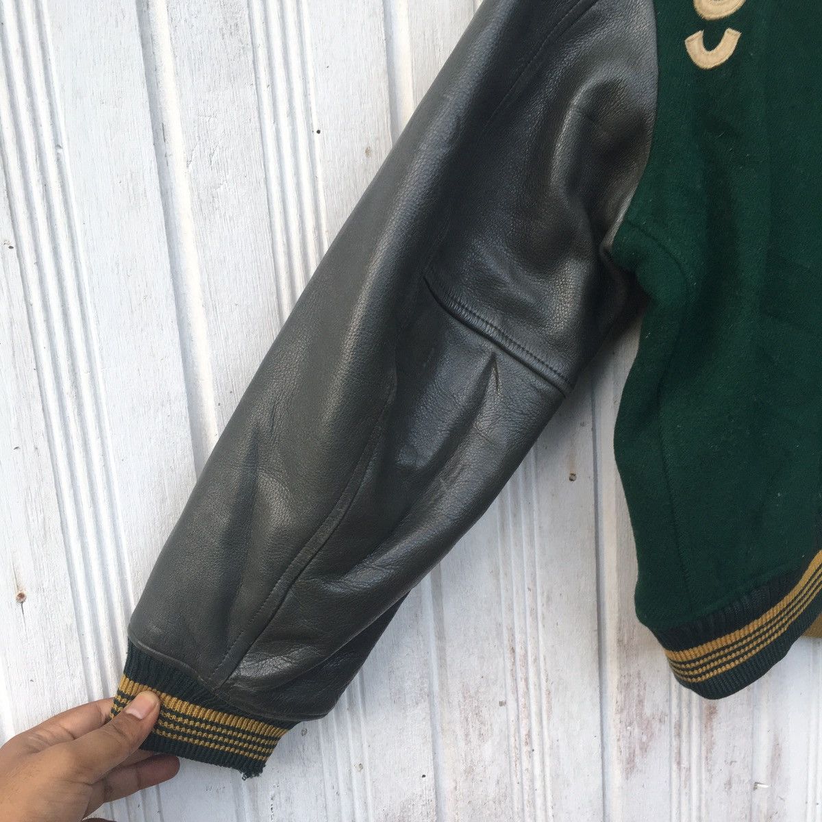 Japanese Brand × Vintage Vintage Conquista De La Moda Mens Bigi Varsity Leather Size US L / EU 52-54 / 3 - 10 Thumbnail