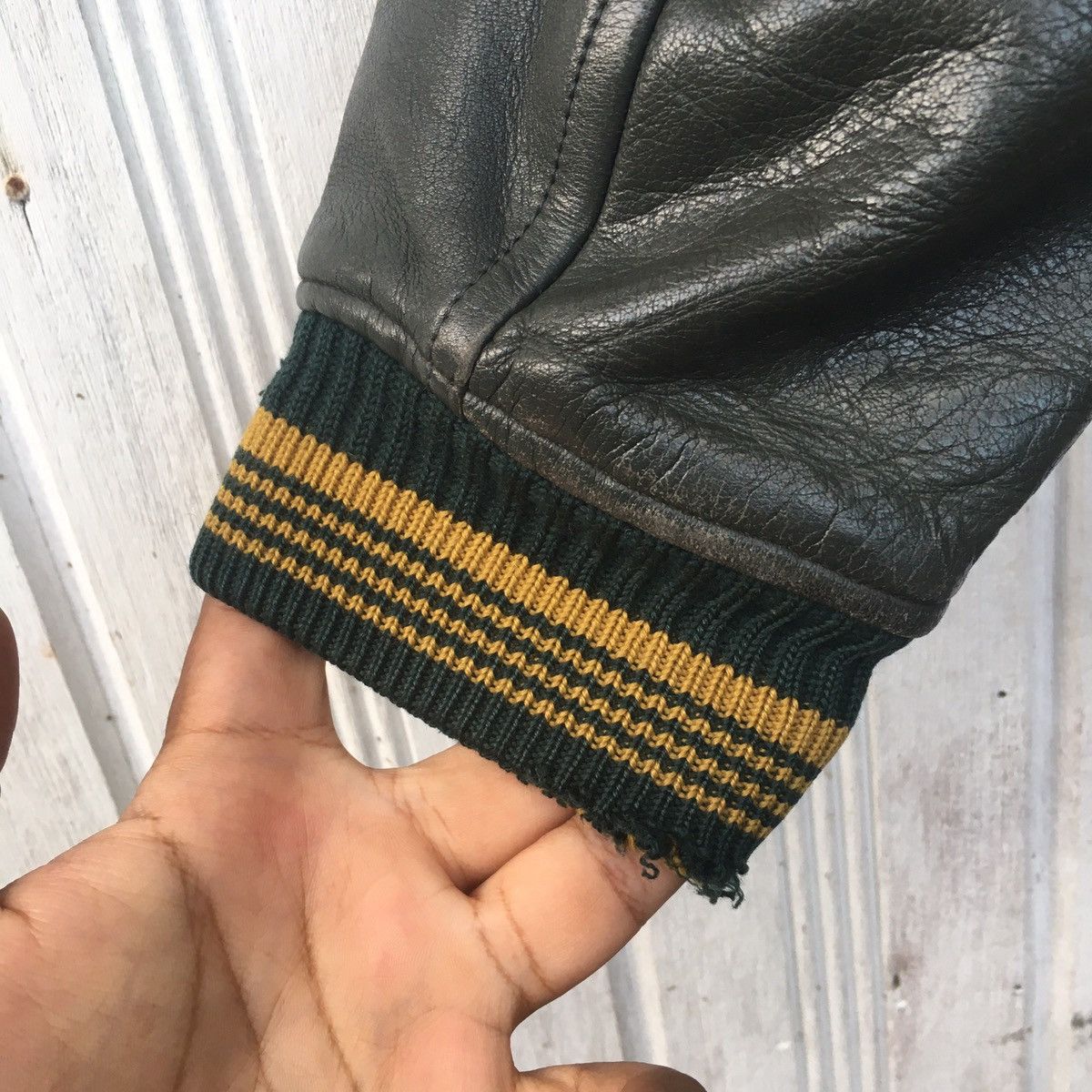 Japanese Brand × Vintage Vintage Conquista De La Moda Mens Bigi Varsity Leather Size US L / EU 52-54 / 3 - 11 Thumbnail
