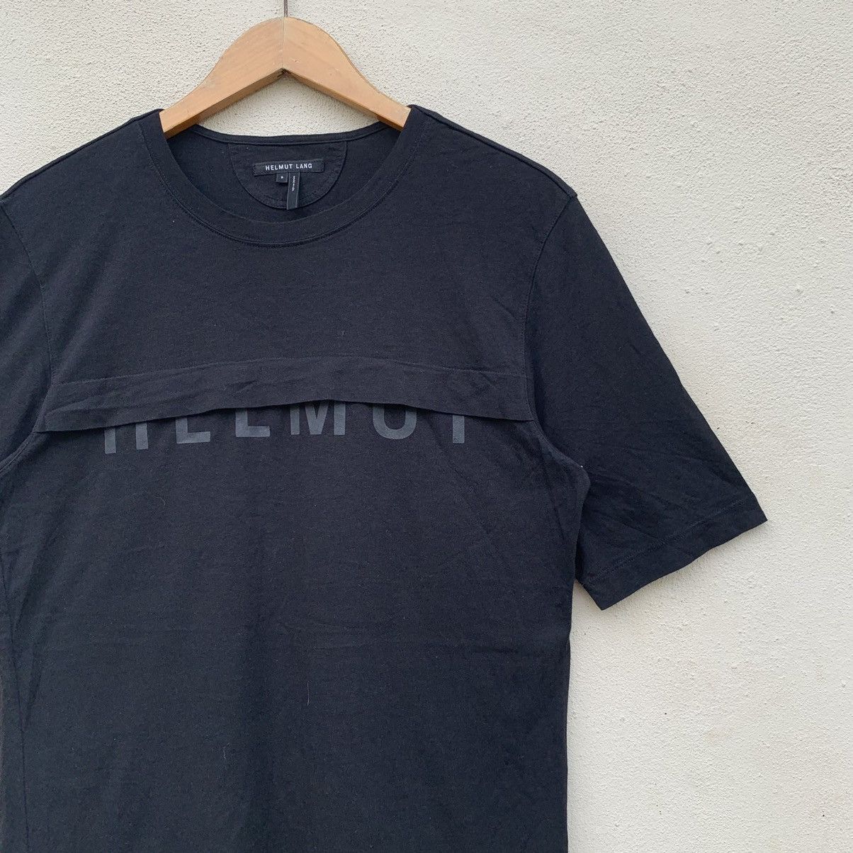 Helmut Lang HELMUT LANG NICE DESIGN T-SHIRT Size US S / EU 44-46 / 1 - 3 Thumbnail