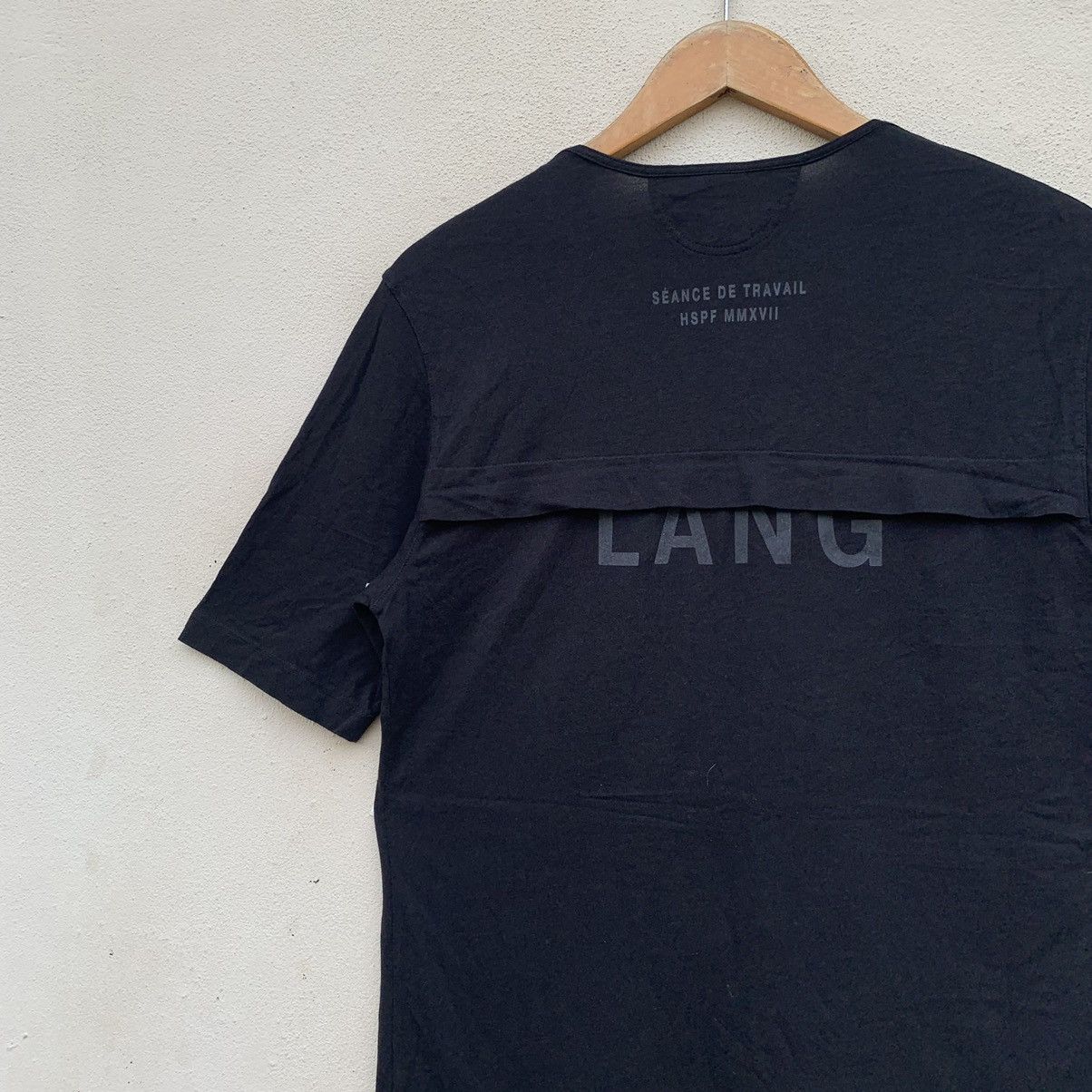 Helmut Lang HELMUT LANG NICE DESIGN T-SHIRT Size US S / EU 44-46 / 1 - 9 Thumbnail
