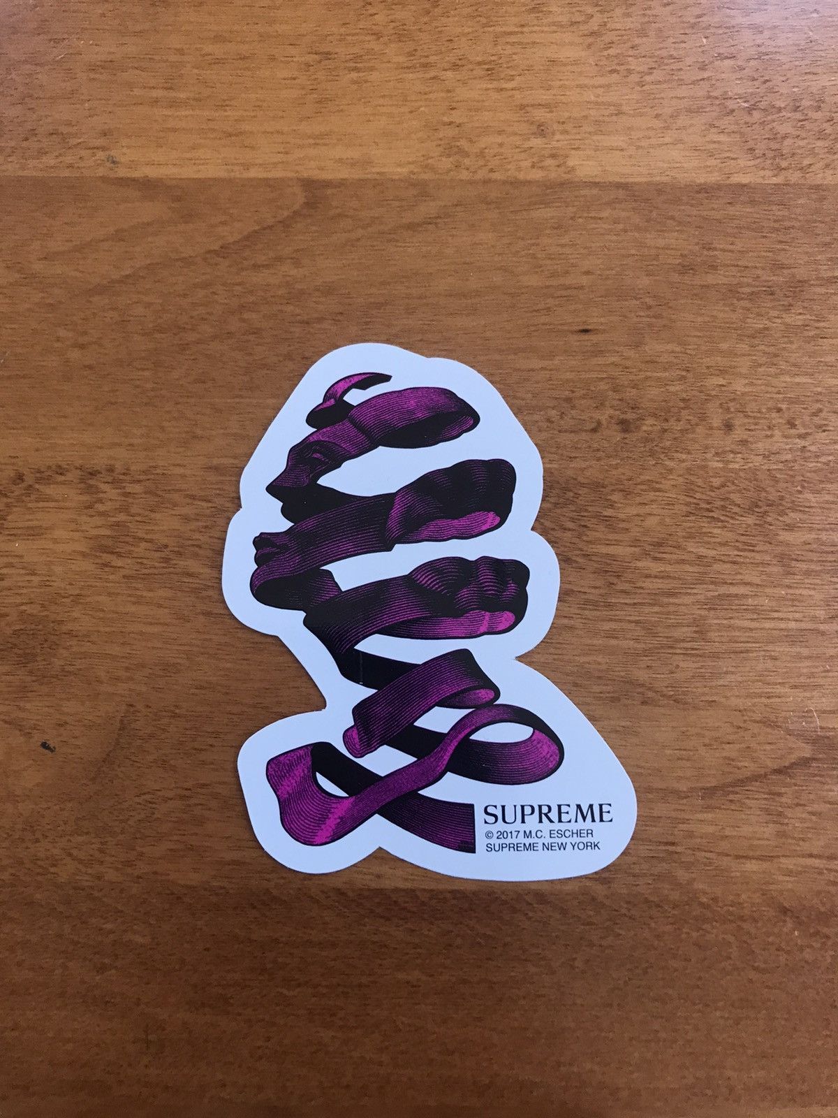 シュプリーム ステッカー 初期 Esther Baxter Sticker Supreme Supreme Esther Baxter Photo Sticker | Grailed