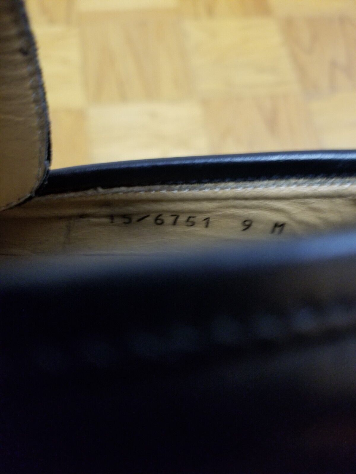 Johnston & Murphy Johnston & Murphy split toe black dress shoes Size US 9 / EU 42 - 8 Thumbnail