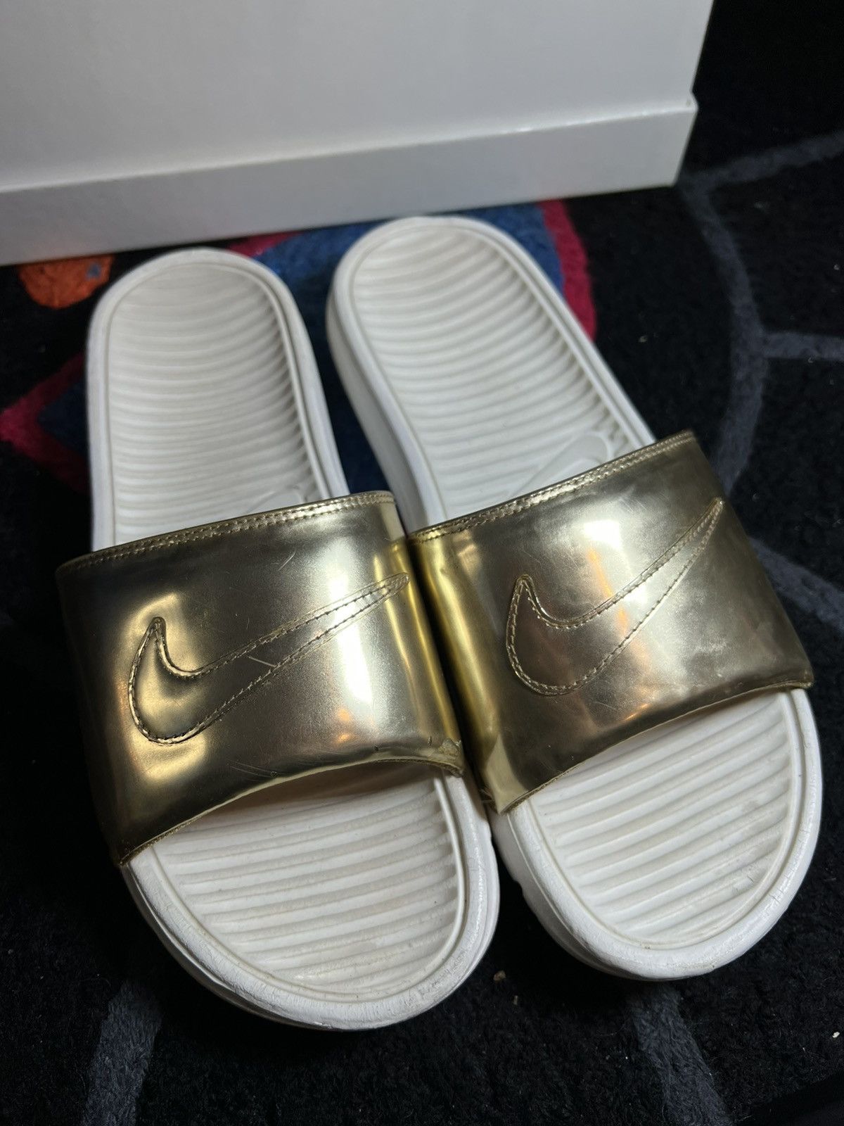 Nike Benassi Solarsoft Liquid Silver Slides Size 5 Nike Solarsoft Sandals for Women for sale | eBay main image 2