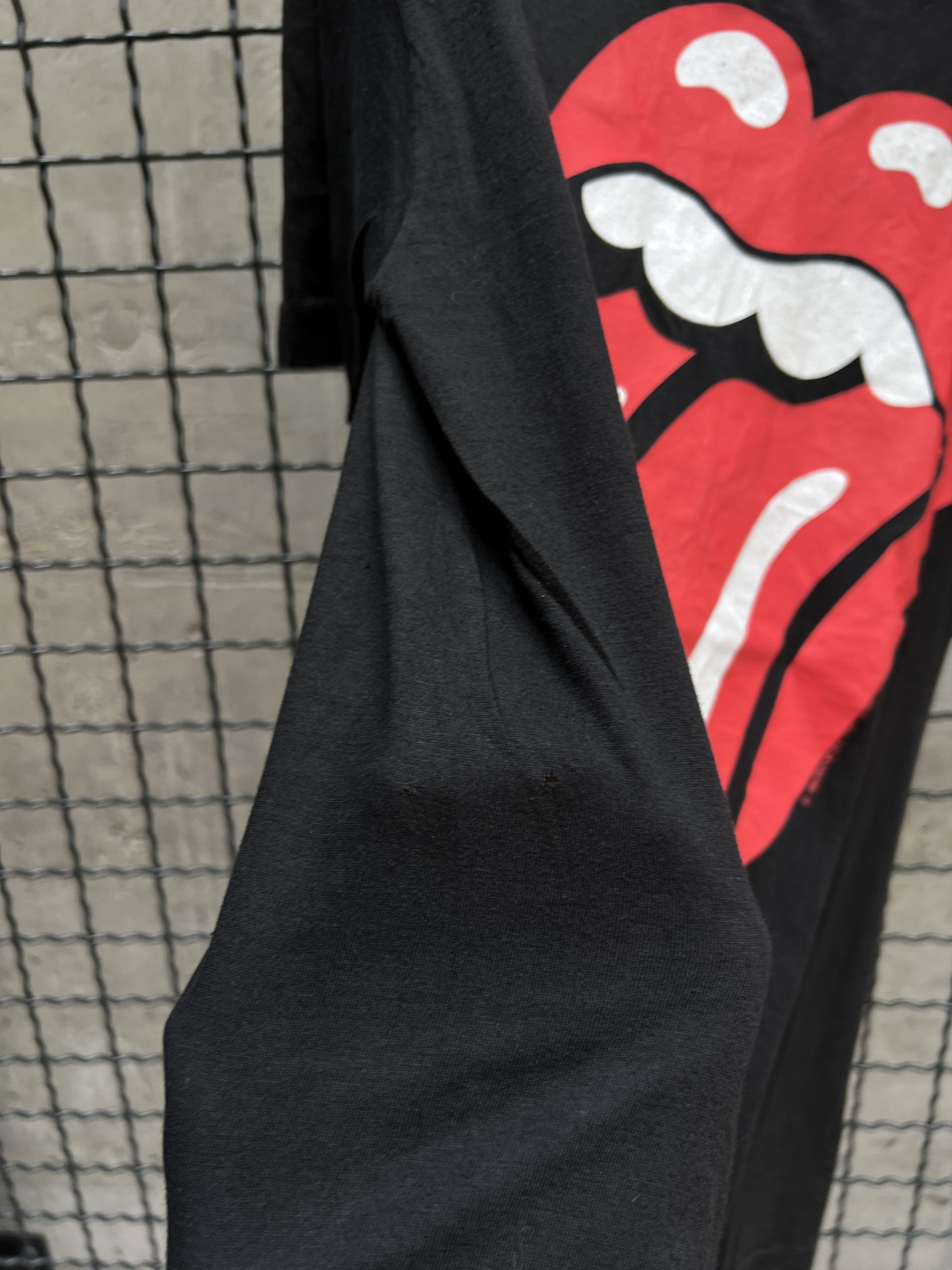 Band Tees Vintage 1989 Rolling Stones Rock Band Tour T-shirt Size US M / EU 48-50 / 2 - 10 Thumbnail