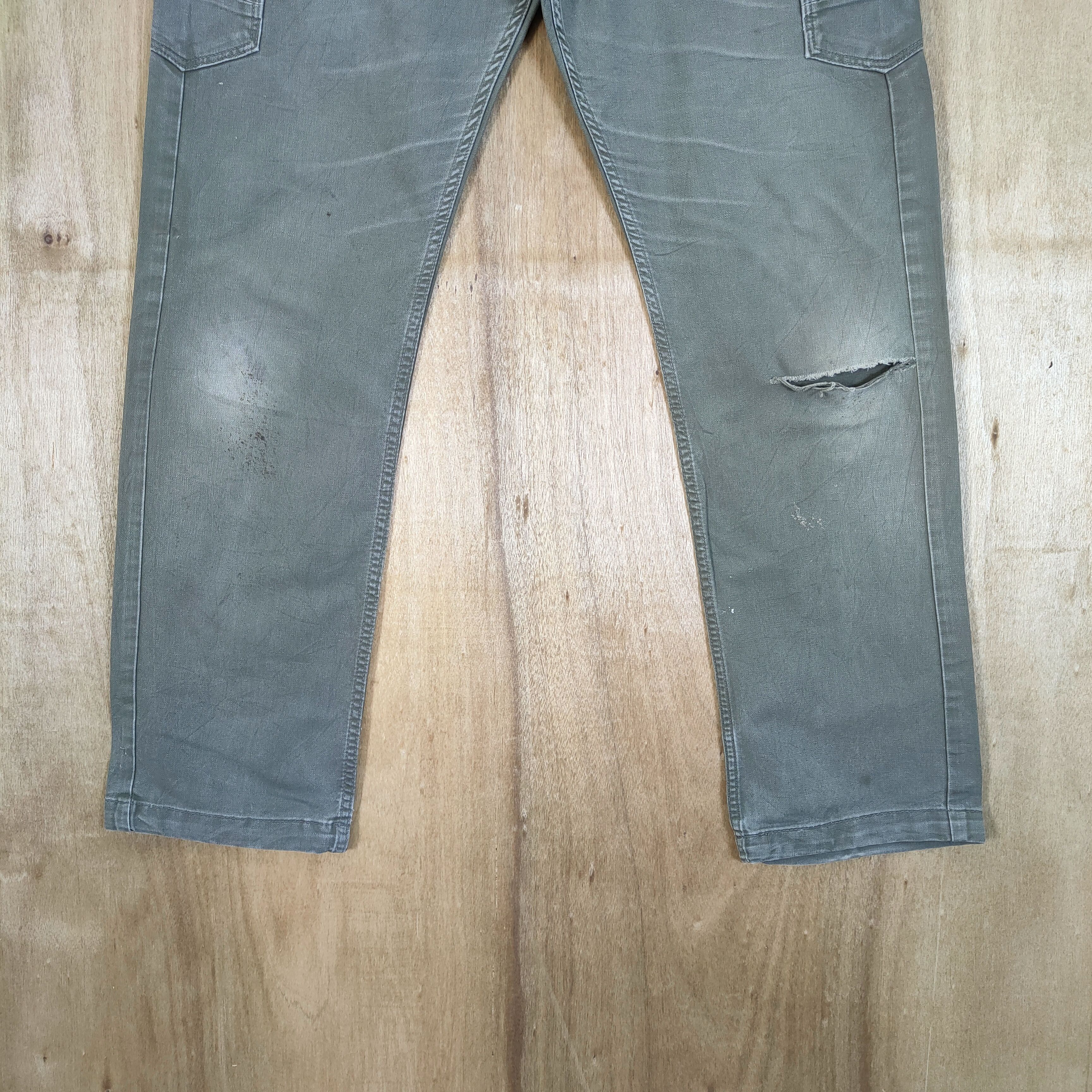 Japanese Brand EVENRIVER FADED DISTRESSED CARGO PANTS Size US 32 / EU 48 - 3 Thumbnail