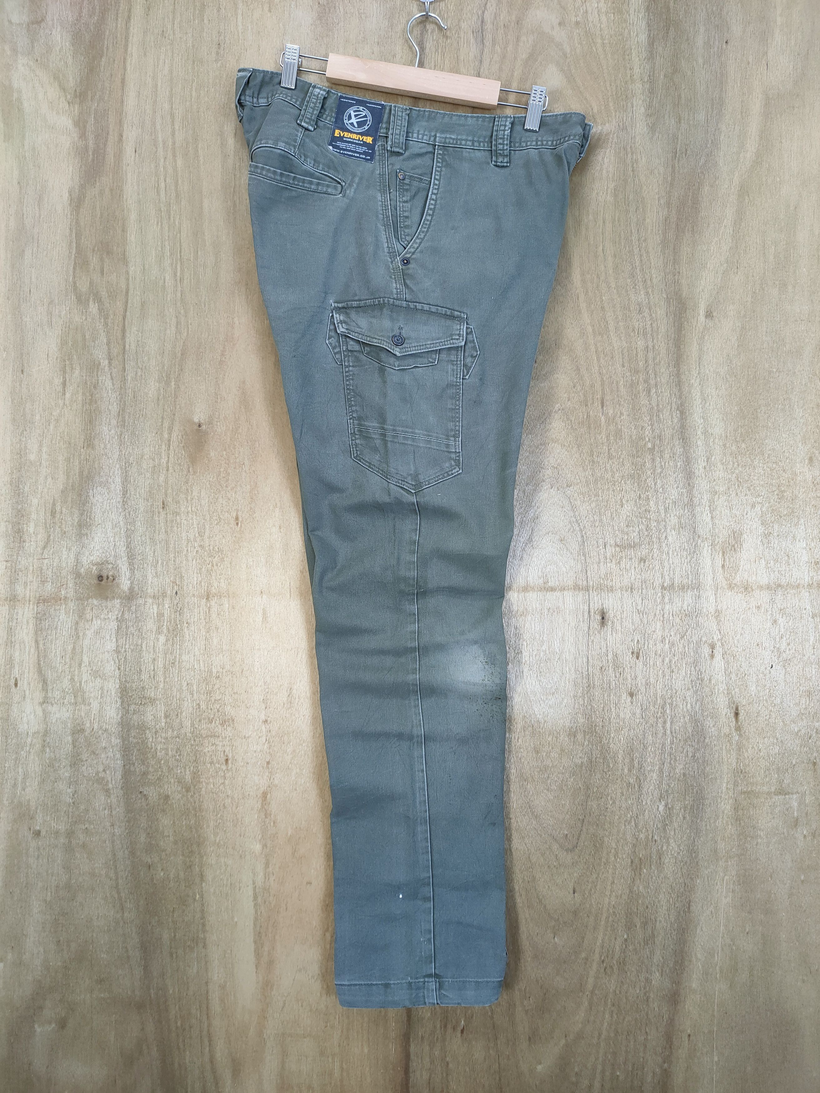 Japanese Brand EVENRIVER FADED DISTRESSED CARGO PANTS Size US 32 / EU 48 - 12 Thumbnail