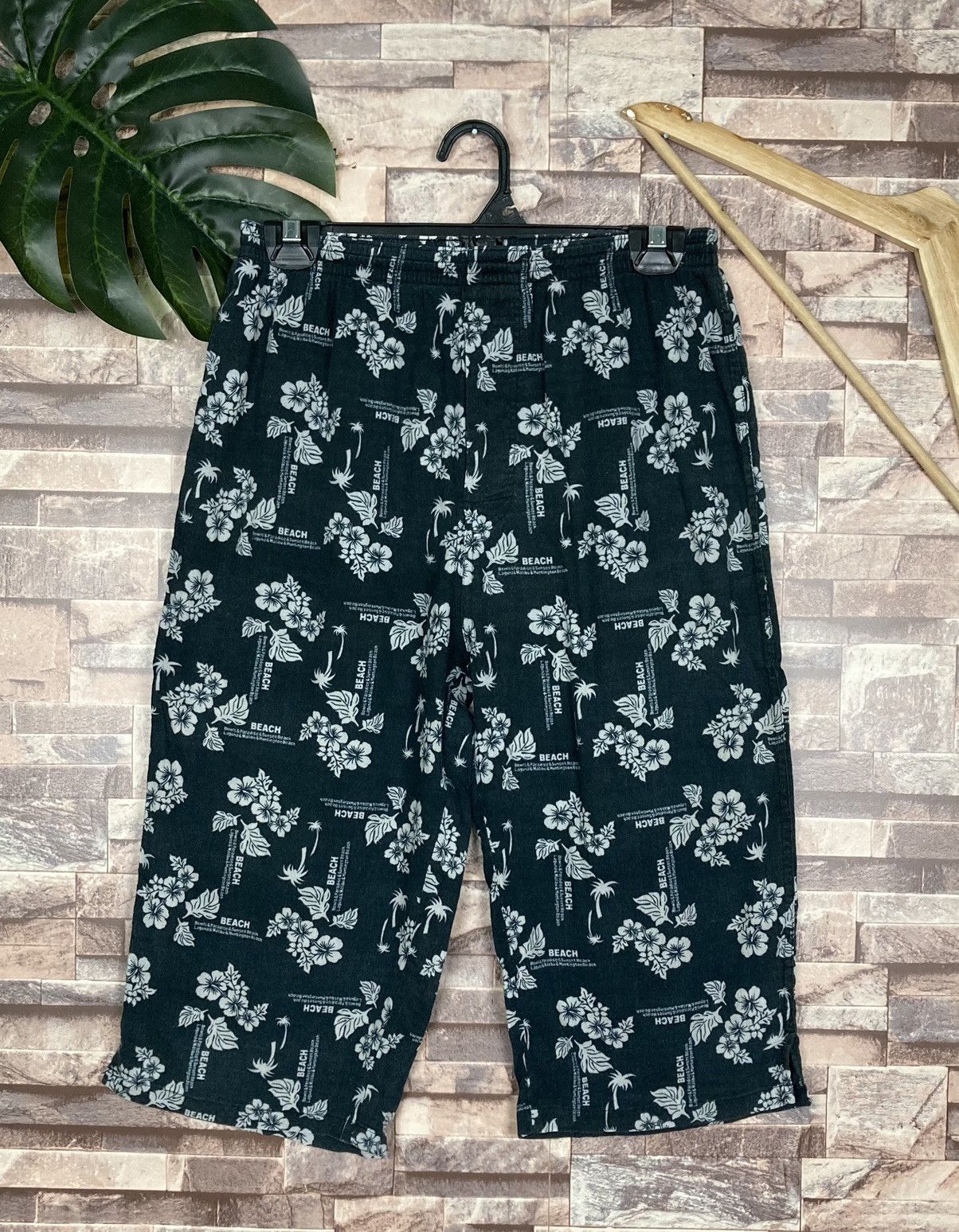 Other Short Pants Surf Style Beach Size US 27 - 1 Thumbnail