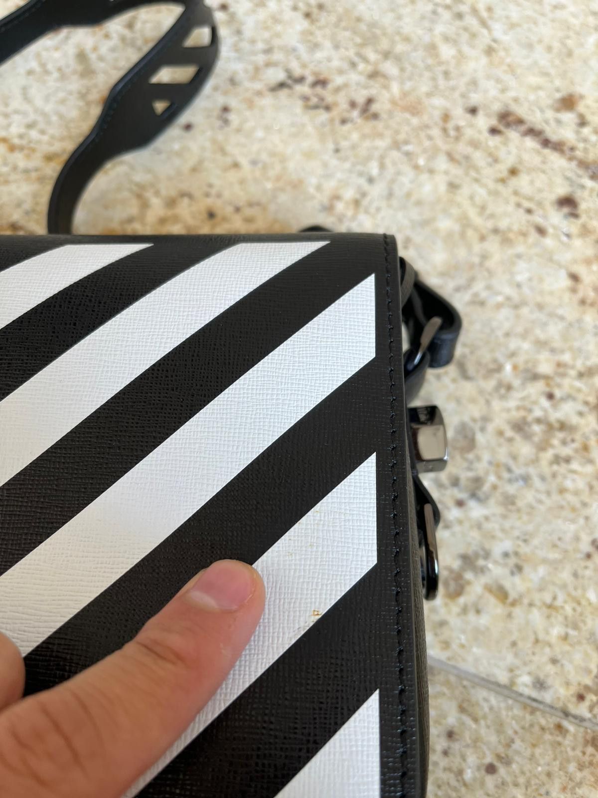 Off-White Diagonal Flap Bag in Black & White Size ONE SIZE - 5 Thumbnail