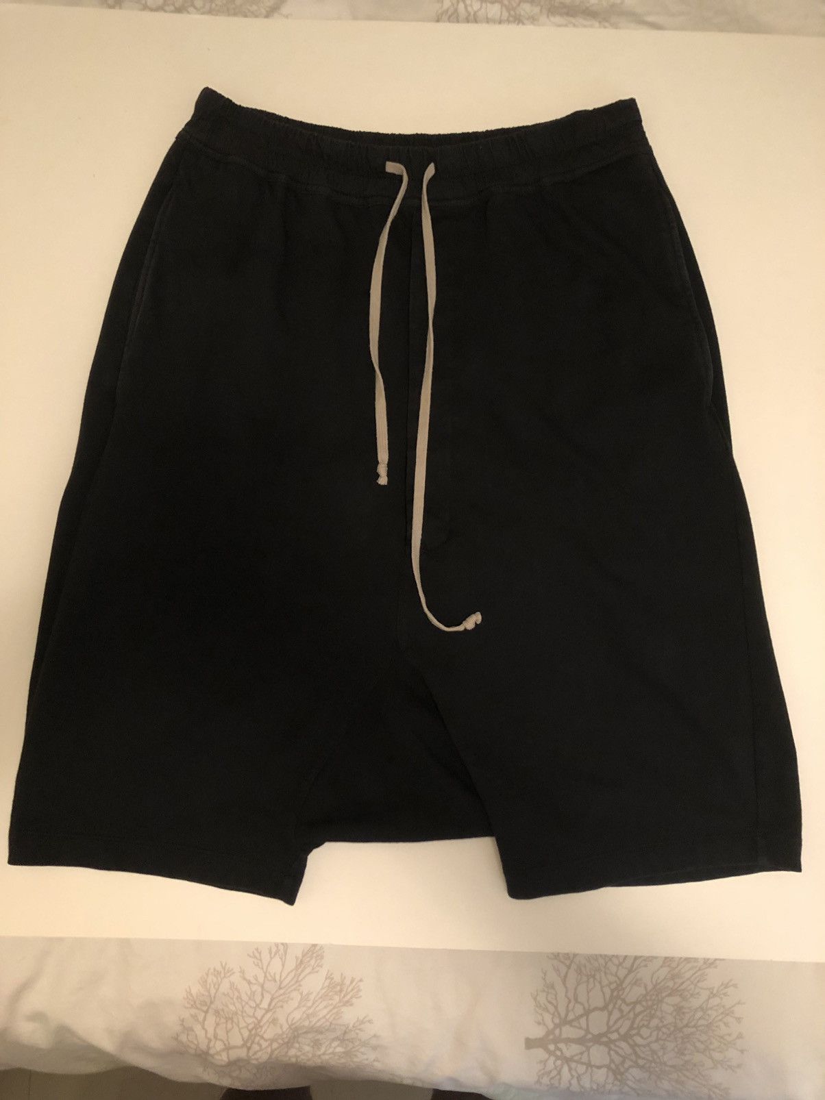 Rick Owens Drkshdw Aircut Pods Shorts In Black | Grailed