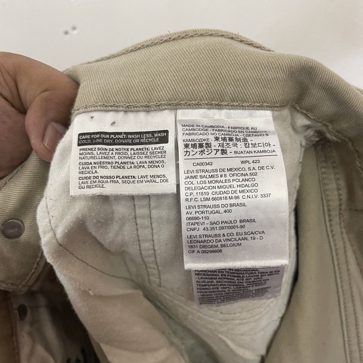 Levi's Vintage Levis 505 Denim Jeans Size US 37 - 6 Thumbnail