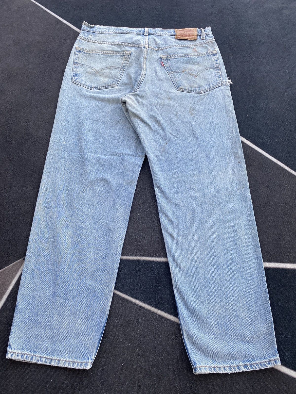 Levi's VINTAGE LEVIS 550 BLUE WASH JEANS -J451 Size US 39 - 4 Thumbnail