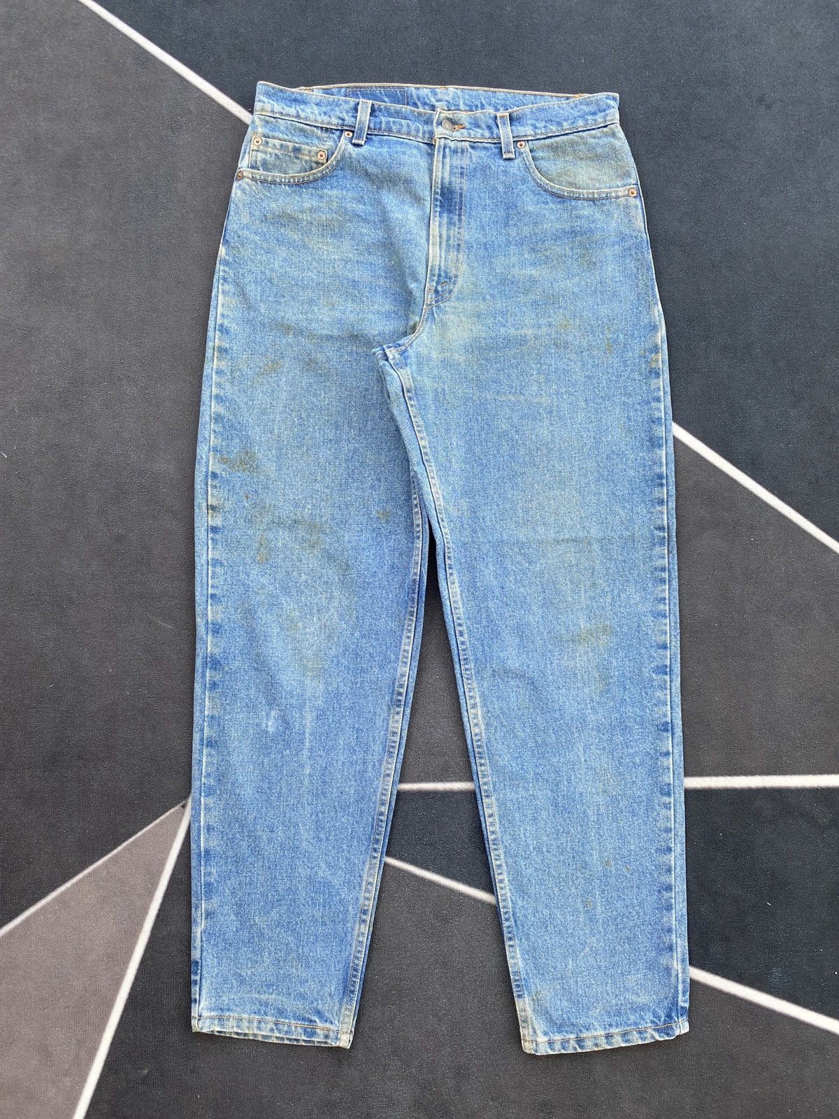 Levi's VINTAGE LEVIS 550 RELAXED FIT TAPERED LEG JEANS-J452 Size US 36 / EU 52 - 1 Thumbnail