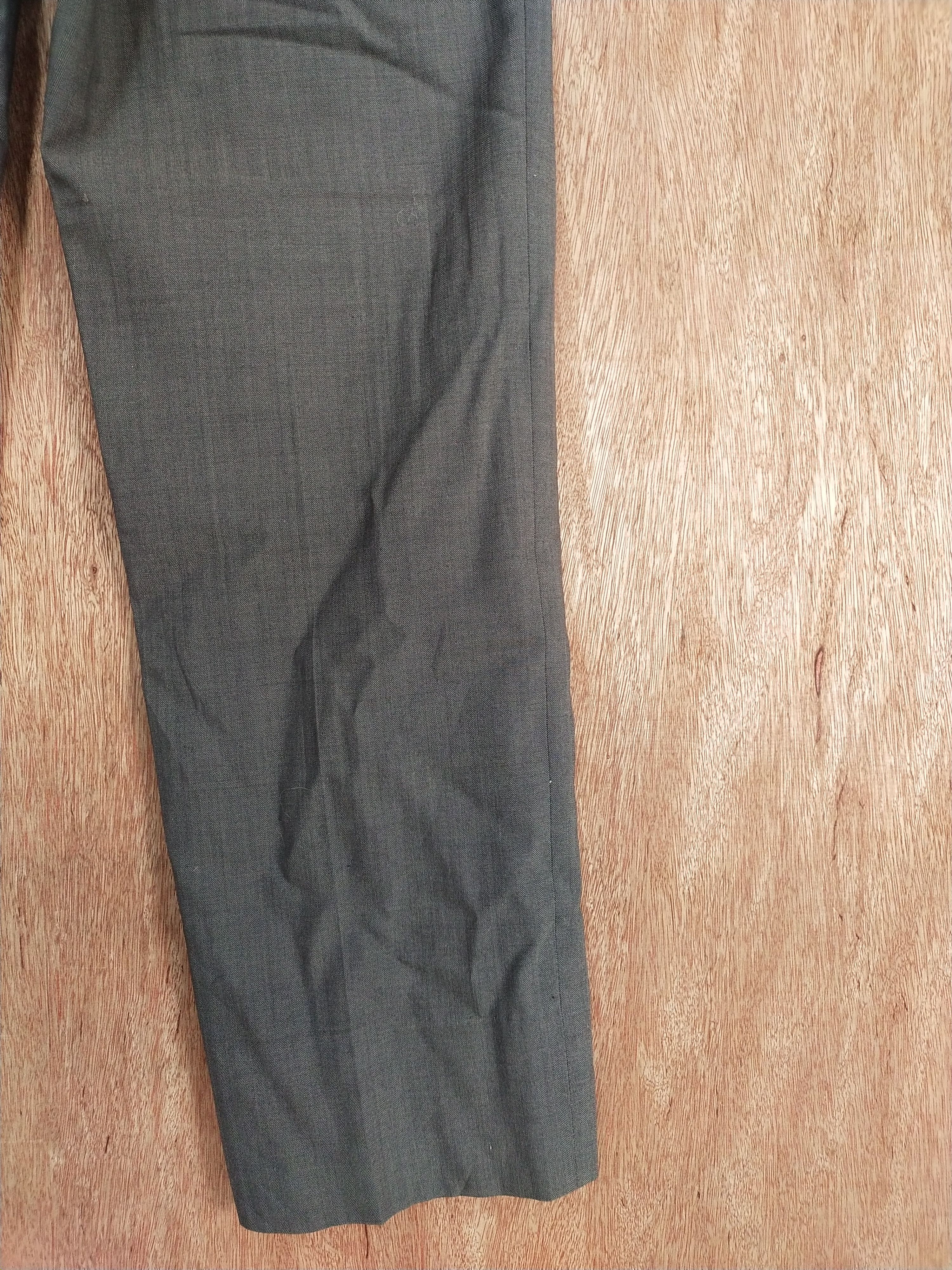 Katharine Hamnett London Katharine Hamnett London gray pants #S242 Size US 30 / EU 46 - 11 Thumbnail
