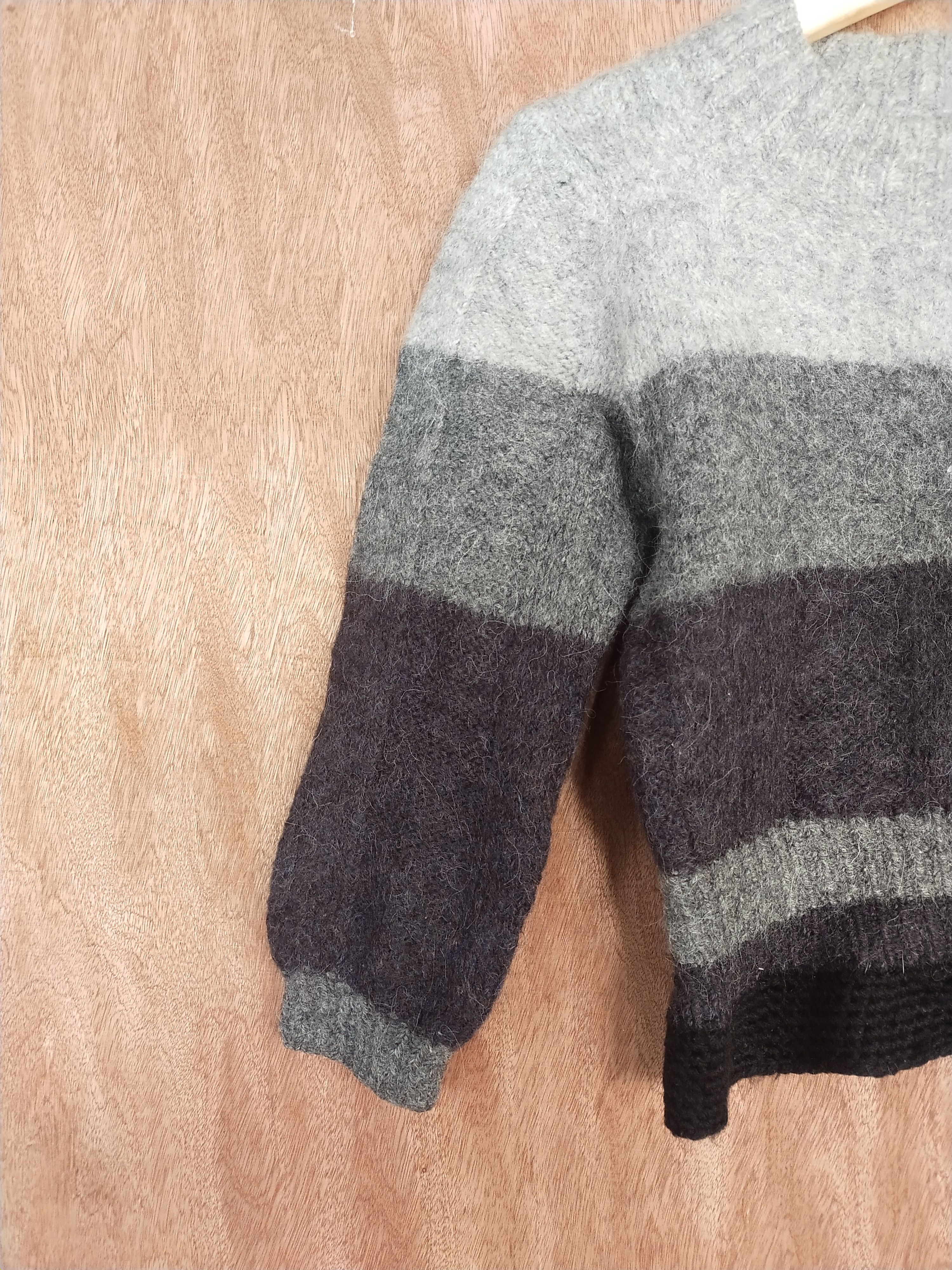 Japanese Brand × Vintage Japan vintage mohair Gray knitwear #S235 Size US XXS / EU 40 - 4 Thumbnail