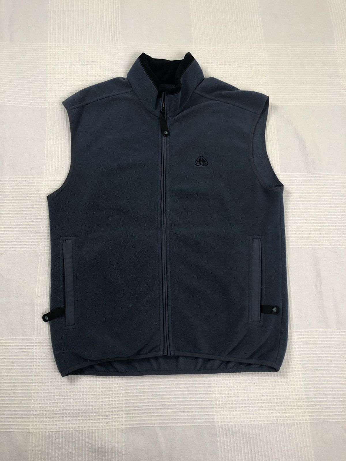 acg fleece vest