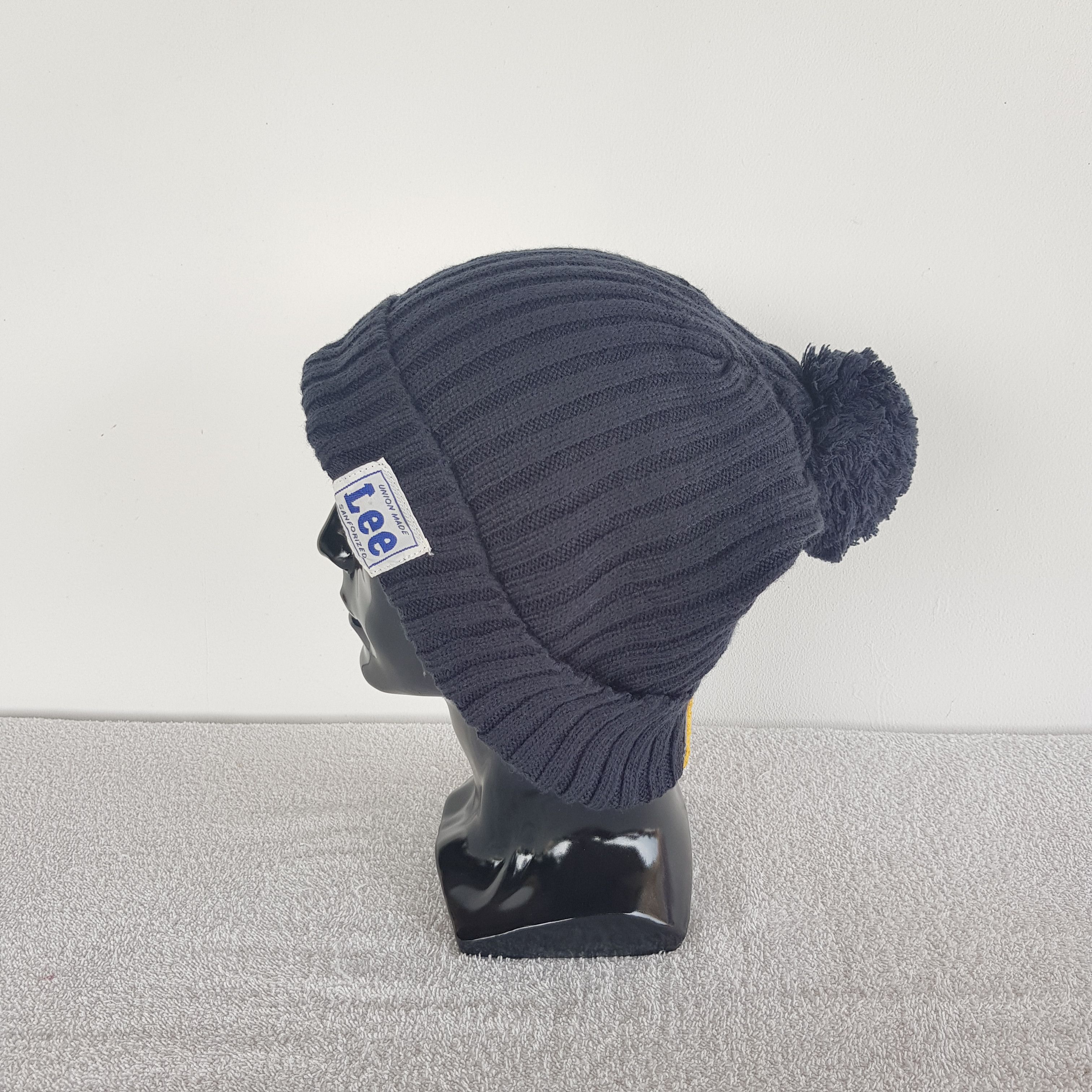 Lee × Vintage Vintage Lee Beanie Snow Cap Japanese Lee Hats - AC10214. Size ONE SIZE - 5 Thumbnail