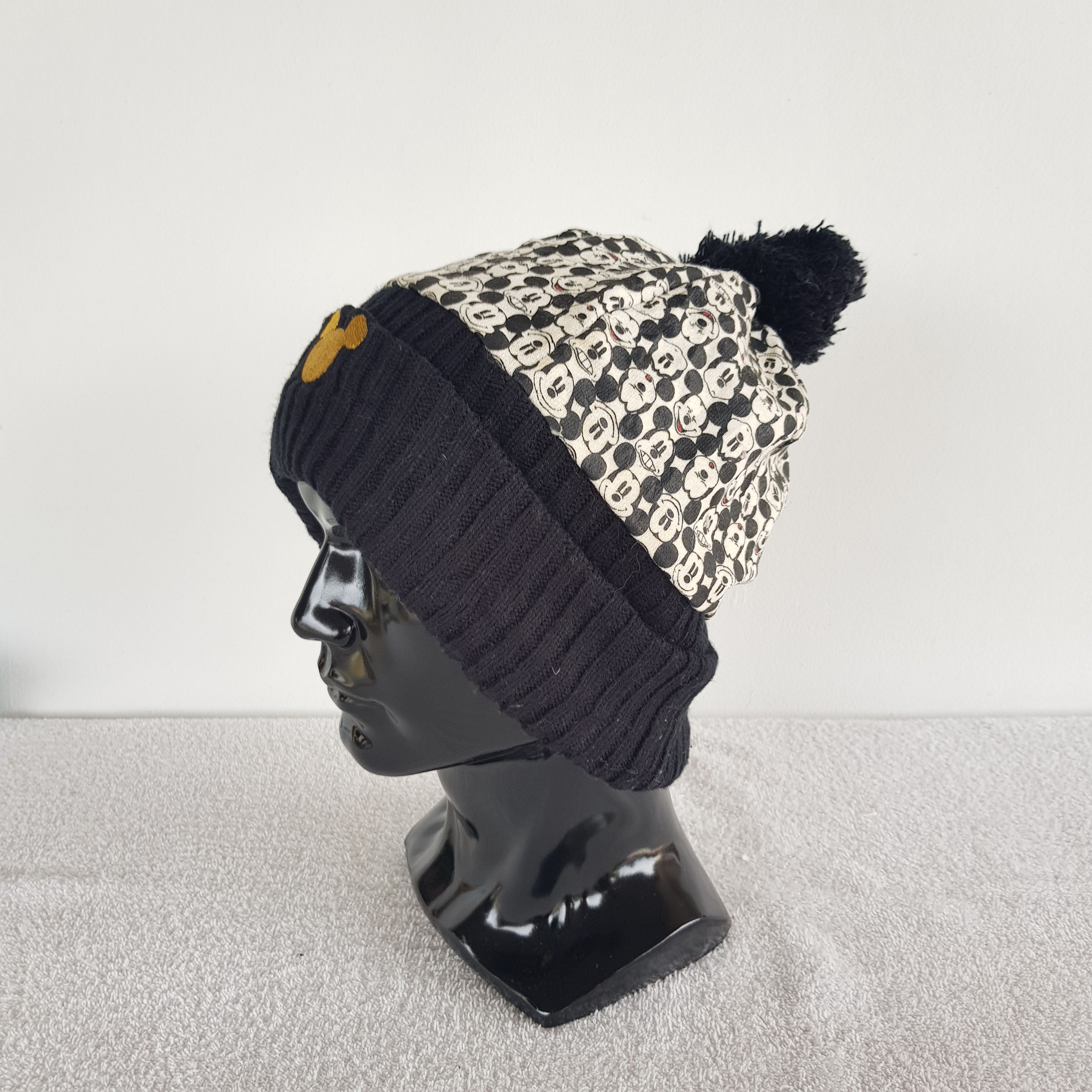Japanese Brand Mickey Mouse Beanie Disney Snow Cap Cartoon Hats Size ONE SIZE - 2 Thumbnail