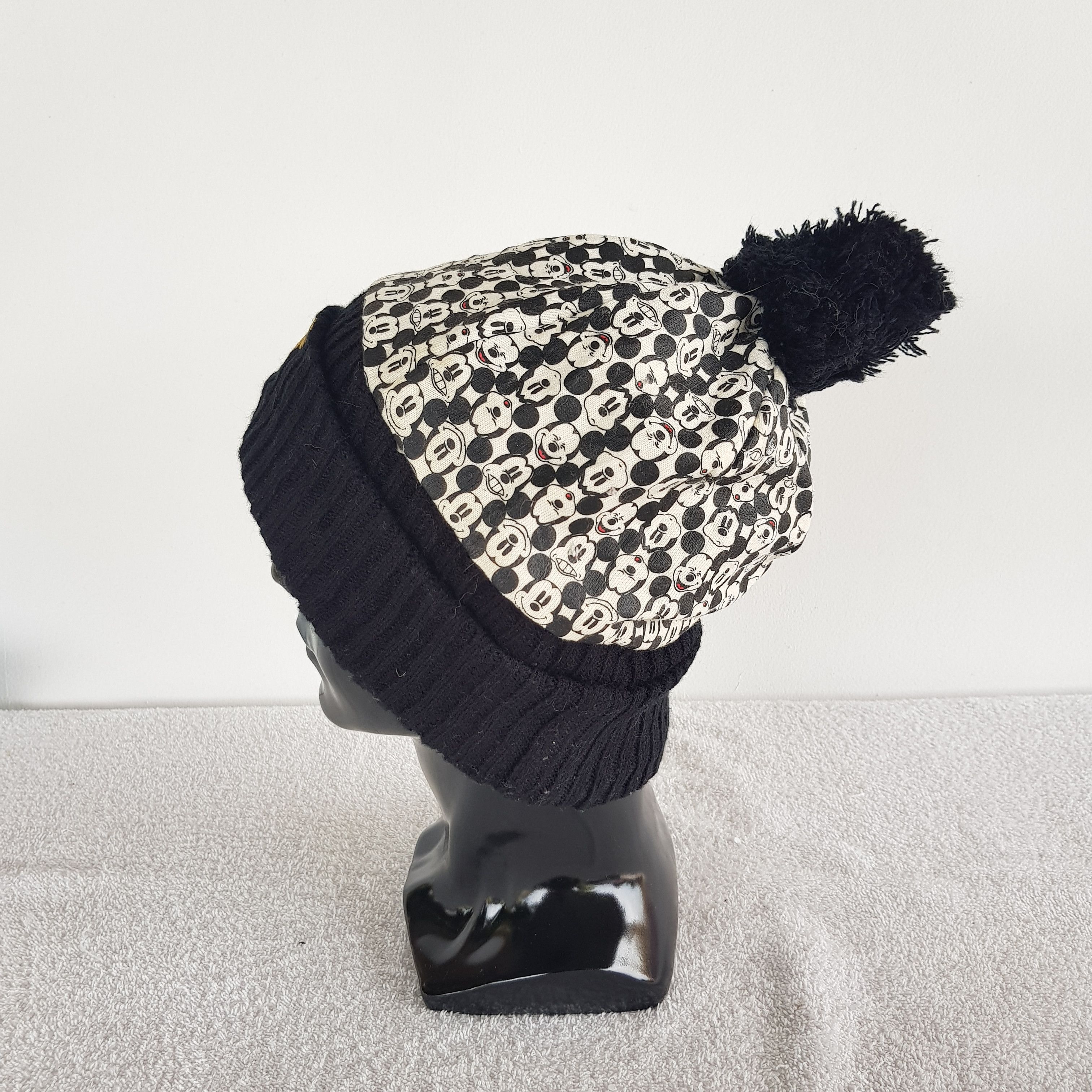 Japanese Brand Mickey Mouse Beanie Disney Snow Cap Cartoon Hats Size ONE SIZE - 4 Thumbnail