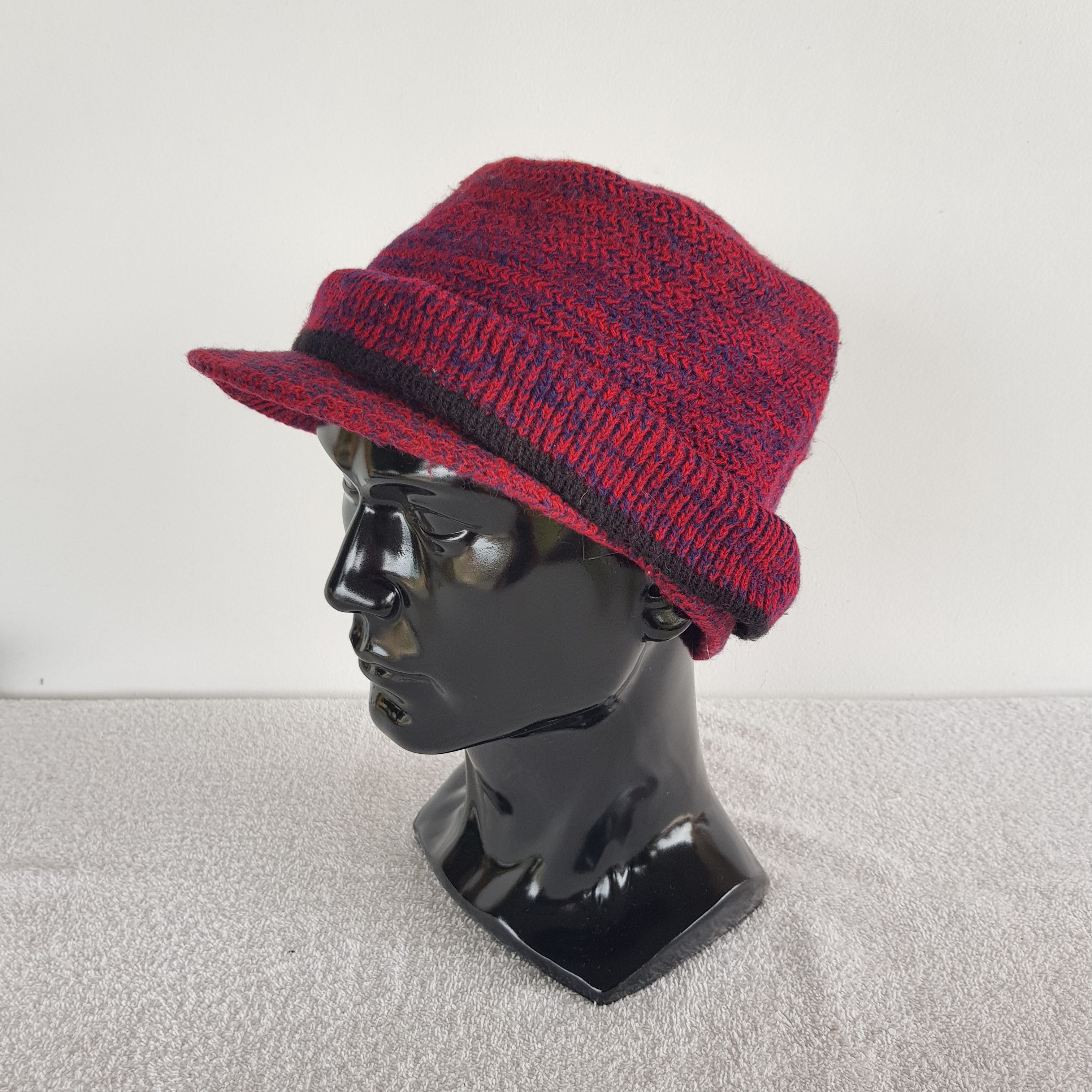 Japanese Brand × Vintage Unknown Burgundy Beanie Snow Cap Japanese Brand Hats Size ONE SIZE - 2 Thumbnail
