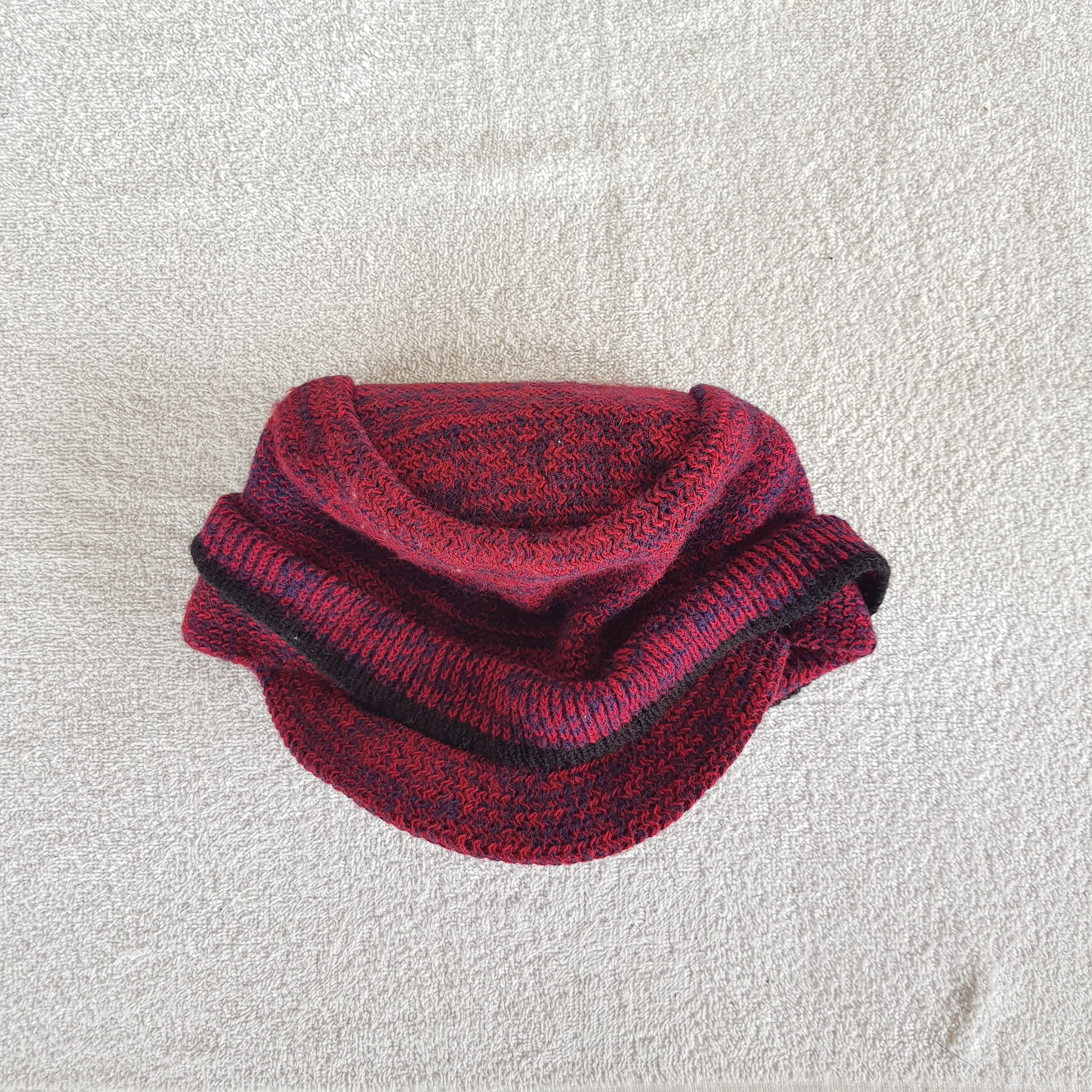 Japanese Brand × Vintage Unknown Burgundy Beanie Snow Cap Japanese Brand Hats Size ONE SIZE - 5 Thumbnail