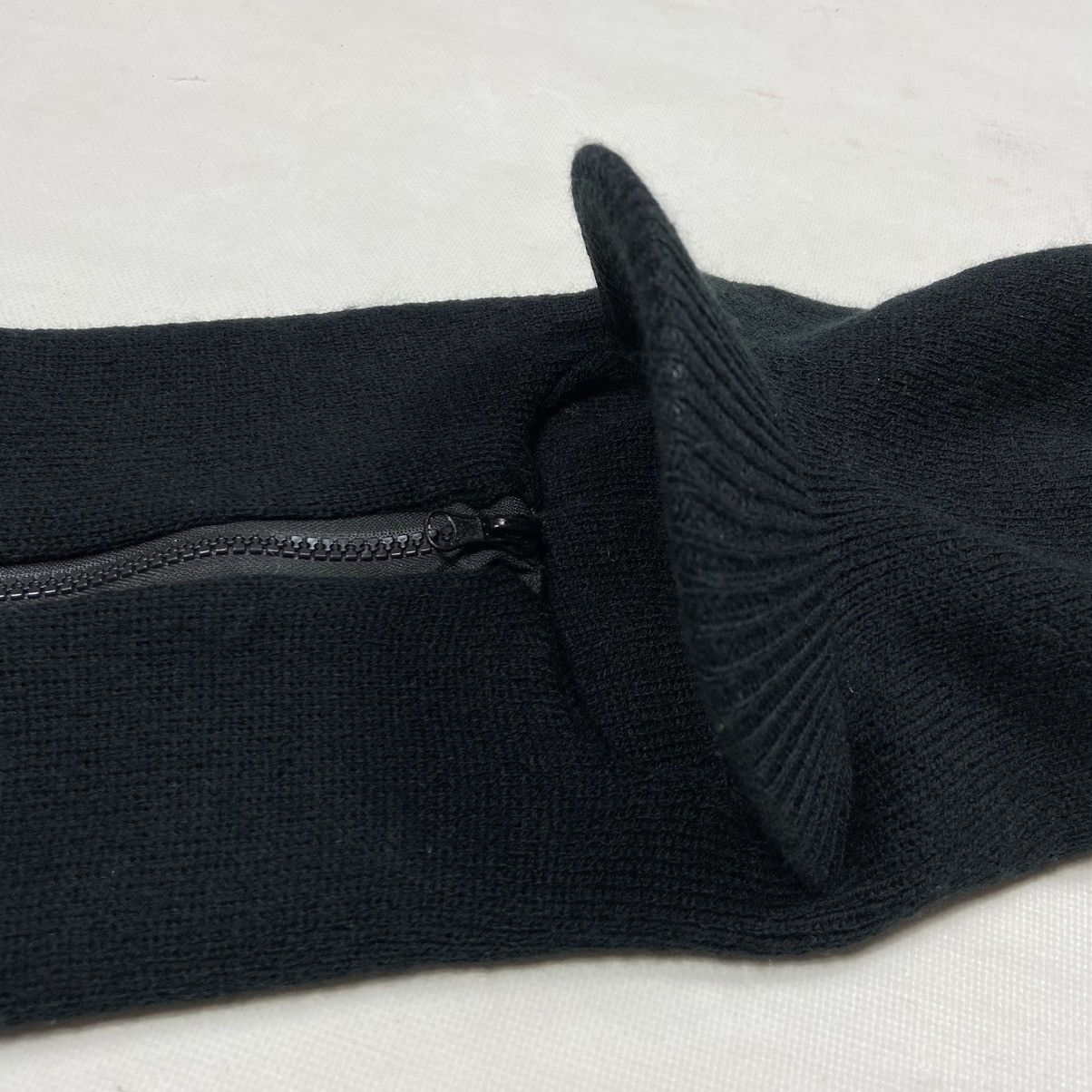 Other RAF SIMONS STYLE VINTAGE VISOR ZIP MASK Size ONE SIZE - 7 Thumbnail