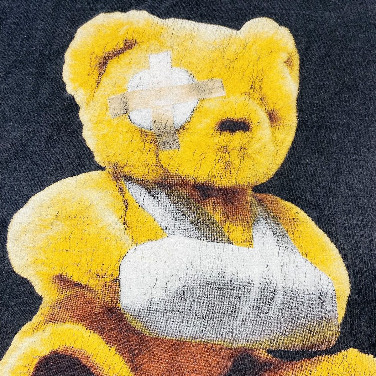 Vintage BROKE BEAR :( SUN FADED & DISTRESSED TEE 1990s - № 228 Size US L / EU 52-54 / 3 - 5 Thumbnail