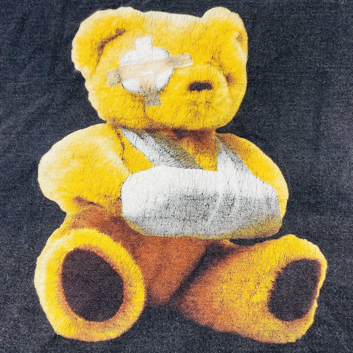 Vintage BROKE BEAR :( SUN FADED & DISTRESSED TEE 1990s - № 228 Size US L / EU 52-54 / 3 - 4 Thumbnail