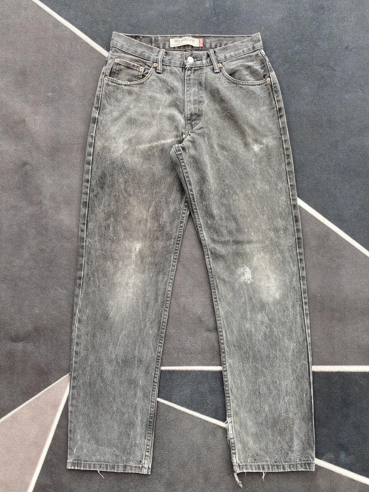 Levi's VINTAGE LEVIS 550 DISTRESSED FADED BLACK JEANS-J457 Size US 31 - 1 Thumbnail