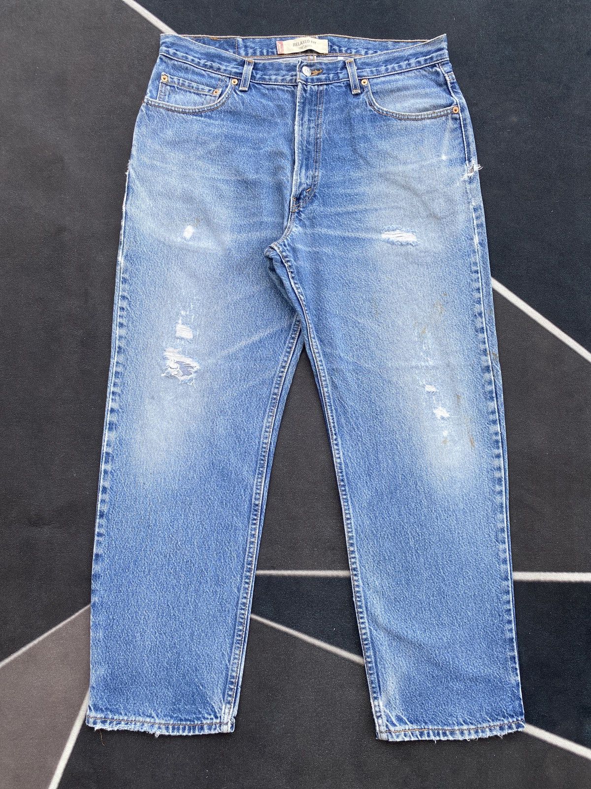 image of Vintage Levis 550 Distressed Blue Stone Wash Jeans-J458, Men's (Size 37)