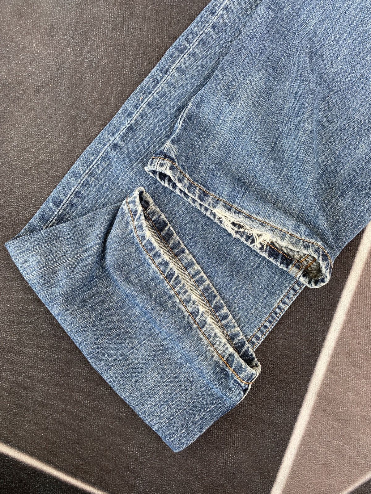 Levi's VINTAGE LEVIS 550 SINGLE ‘R’ JEANS-J461 Size US 39 - 9 Thumbnail