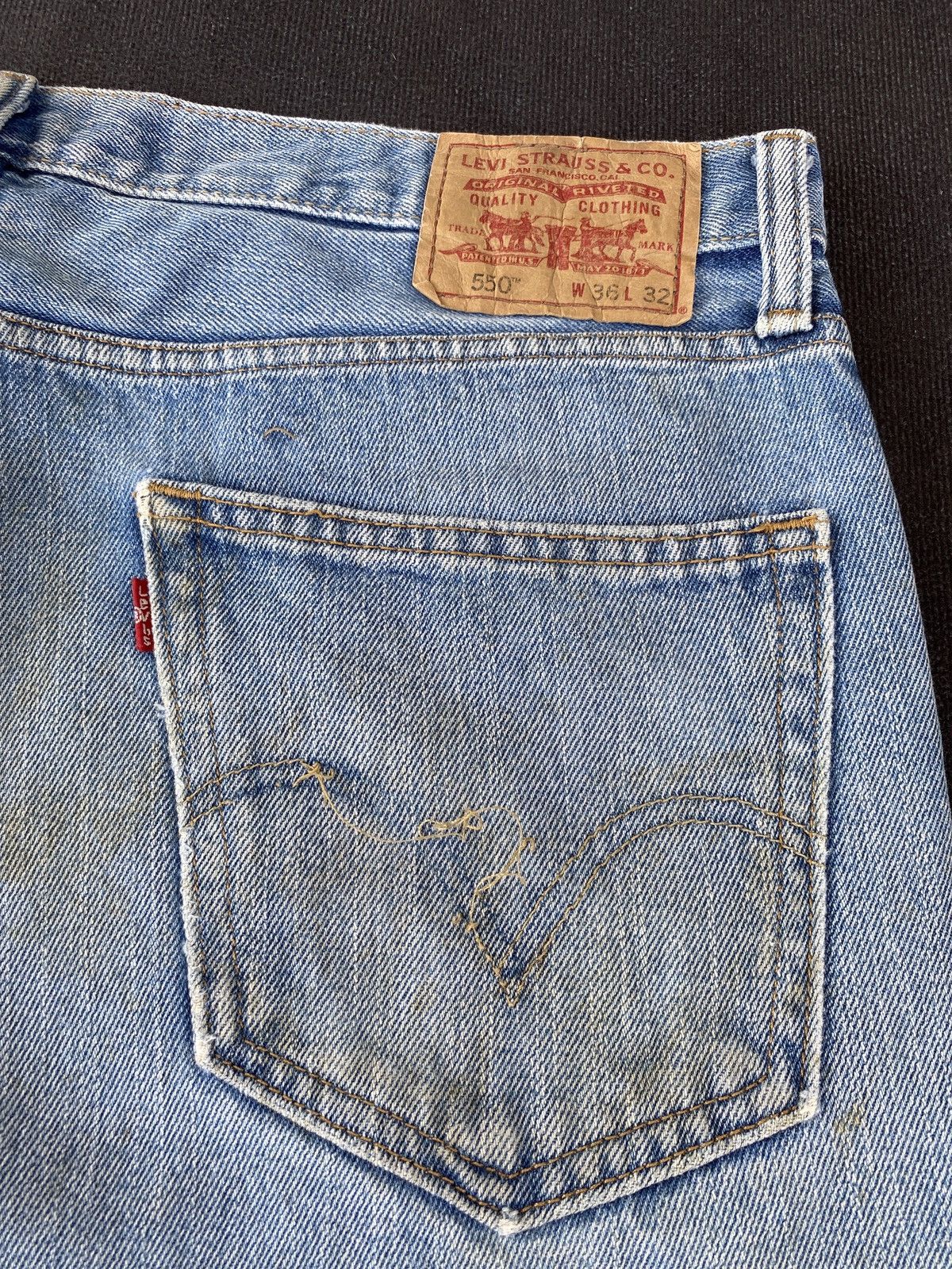 Levi's VINTAGE LEVIS 550 BLUE WASH JEANS-J463 Size US 38 / EU 54 - 10 Thumbnail