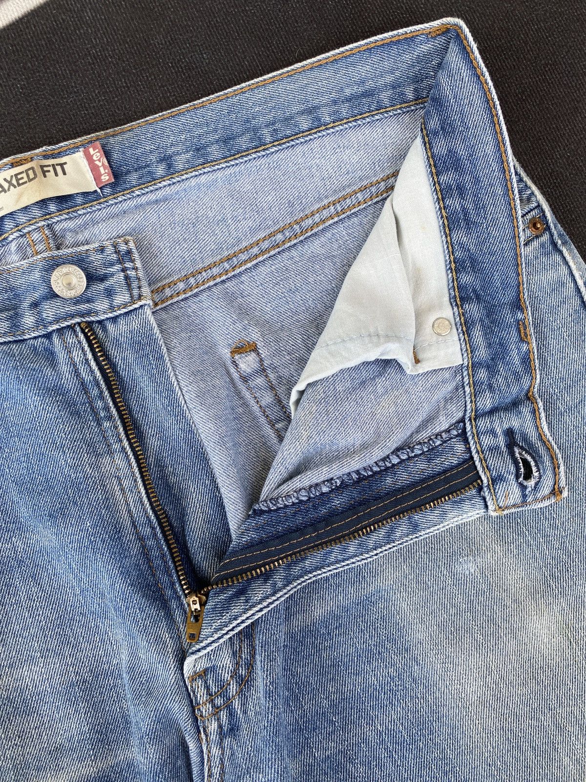 Levi's VINTAGE LEVIS 550 BLUE WASH JEANS-J463 Size US 38 / EU 54 - 5 Thumbnail
