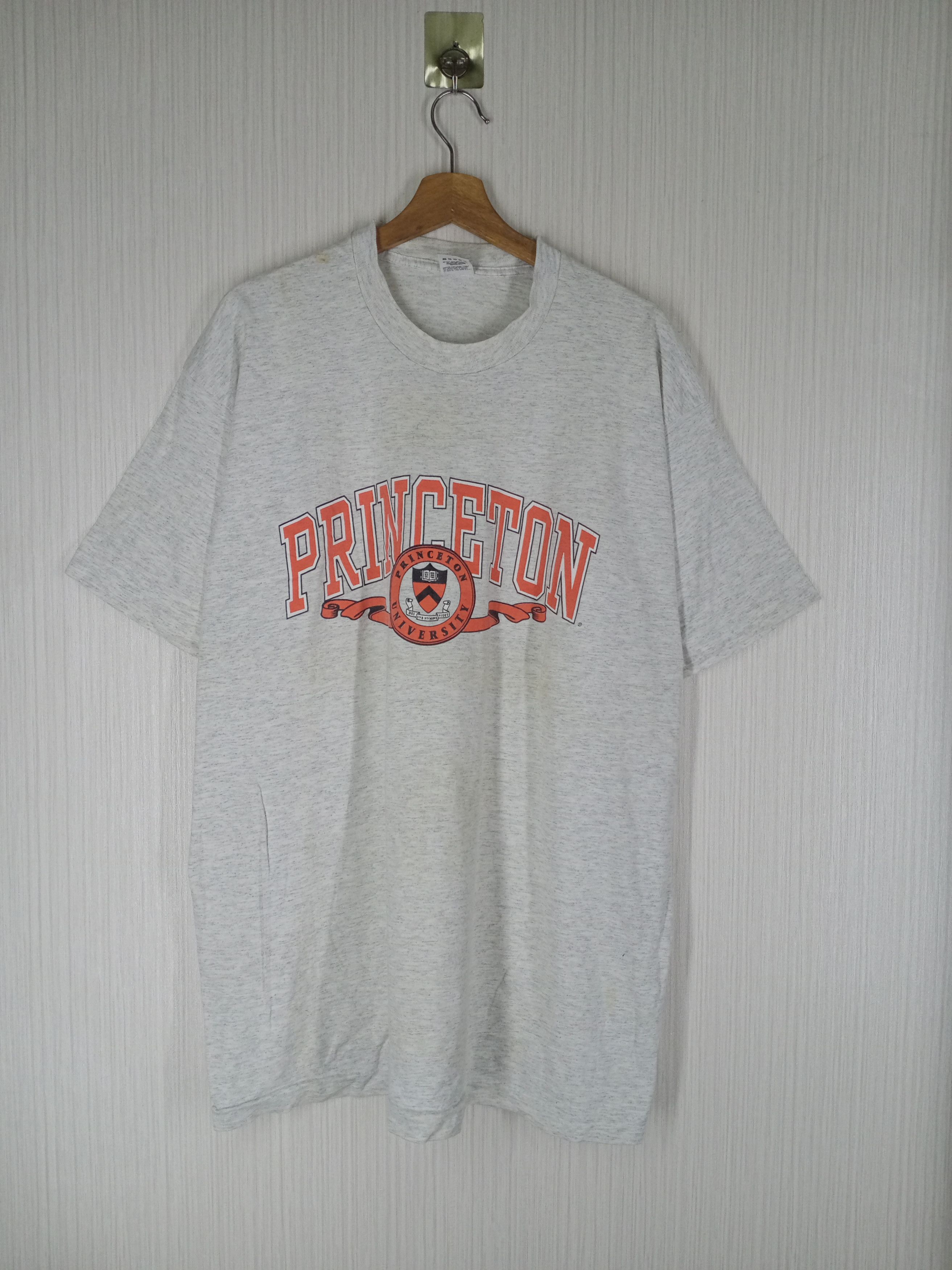 Vintage 90s PRINCETON UNIVERSITY Big Logo Tshirt