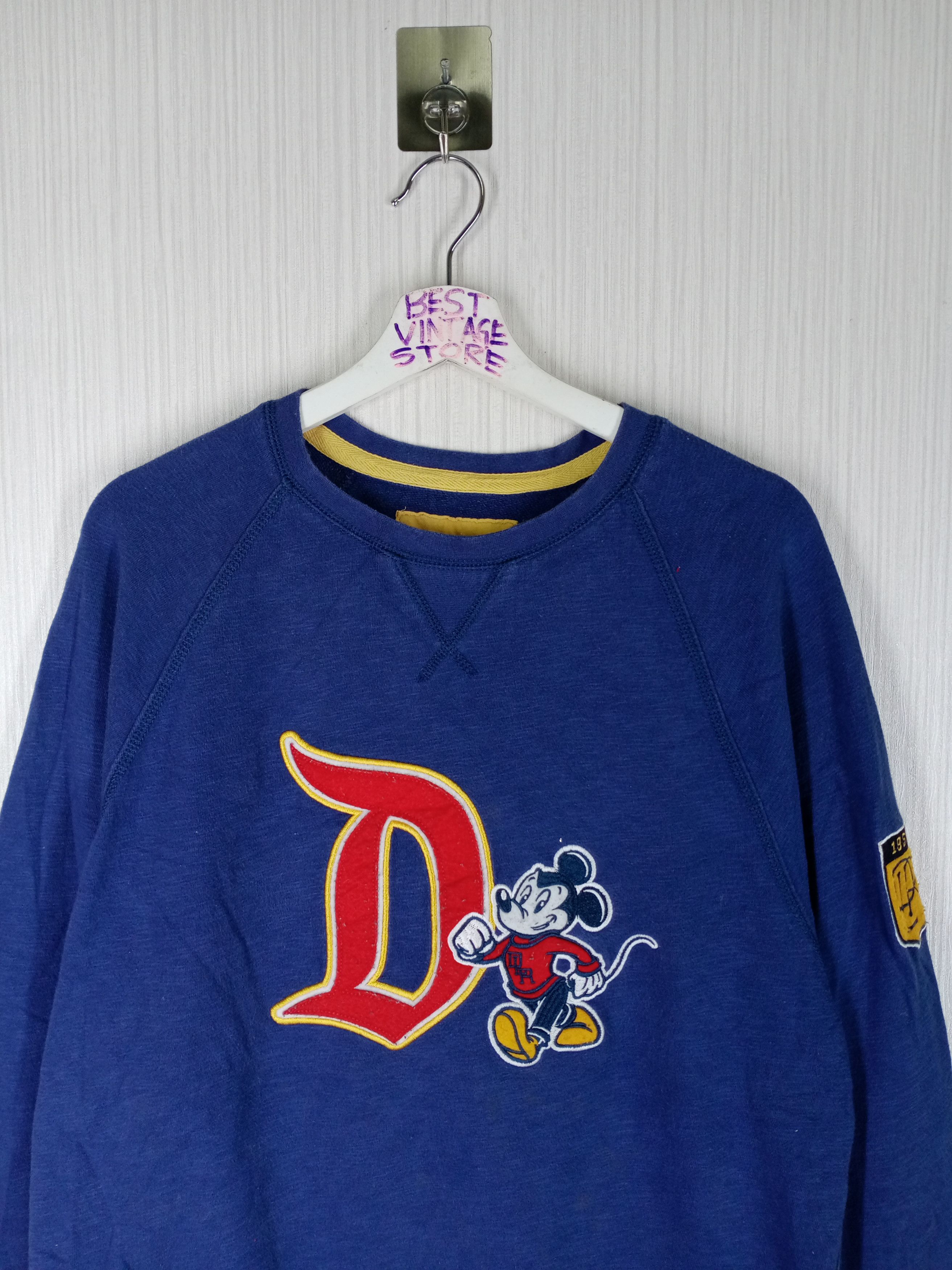 Disney × Japanese Brand × Mickey Mouse Vintage Disney Park Embroidery Big Logo Sweatshirt Size US L / EU 52-54 / 3 - 2 Thumbnail