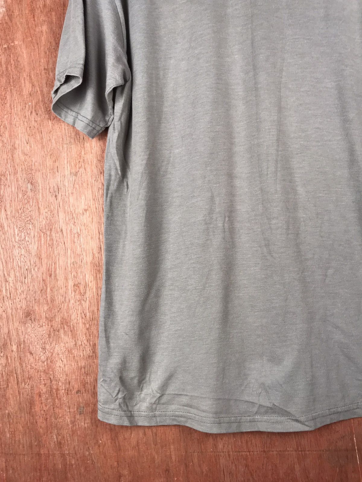 Vintage Volcom skate Big Logo T-Shirt #2269 Size US M / EU 48-50 / 2 - 11 Thumbnail