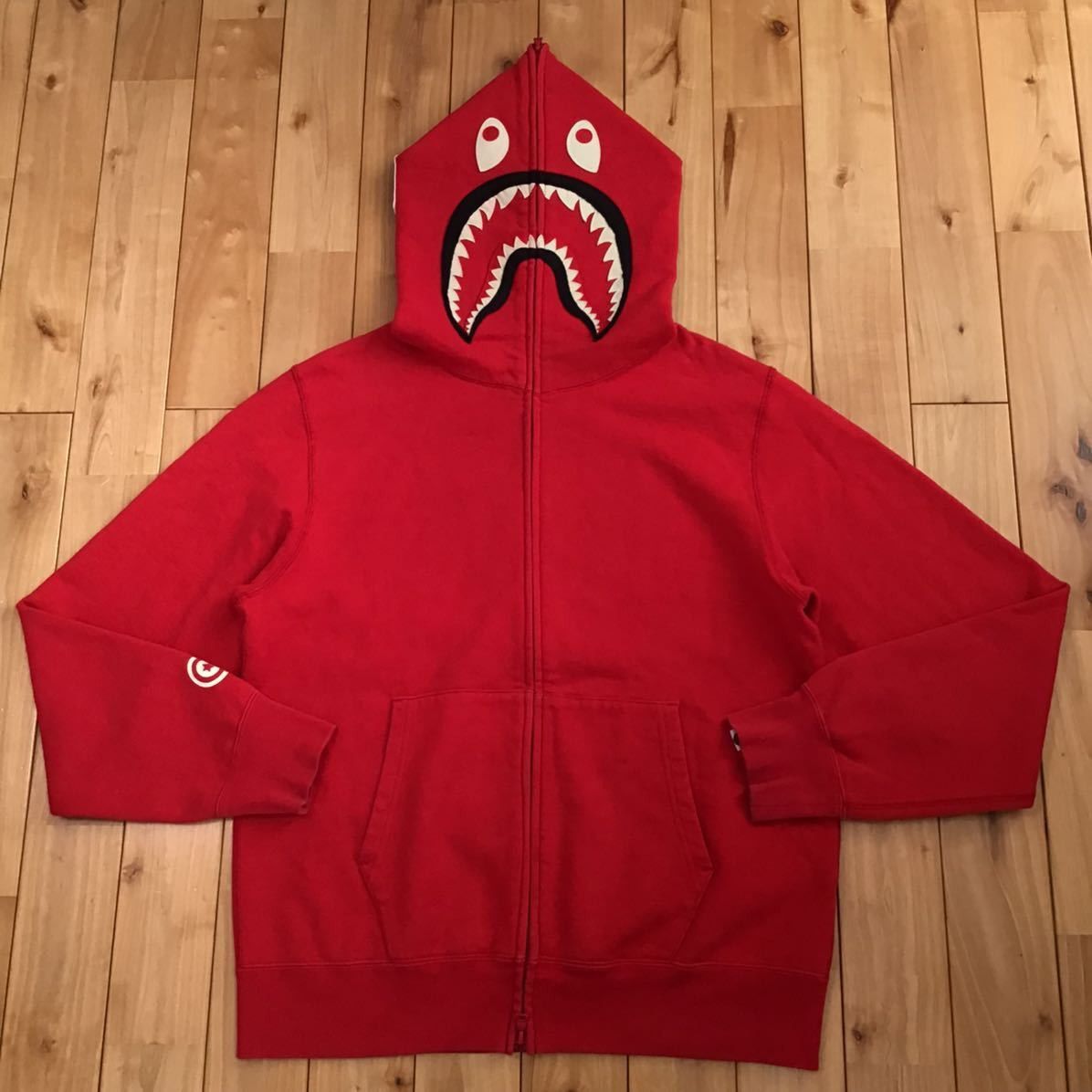 Bape 💫Glow in the dark💫 🔥XL🔥 Shark full zip hoodie Red BAPE Size US XL / EU 56 / 4 - 2 Thumbnail