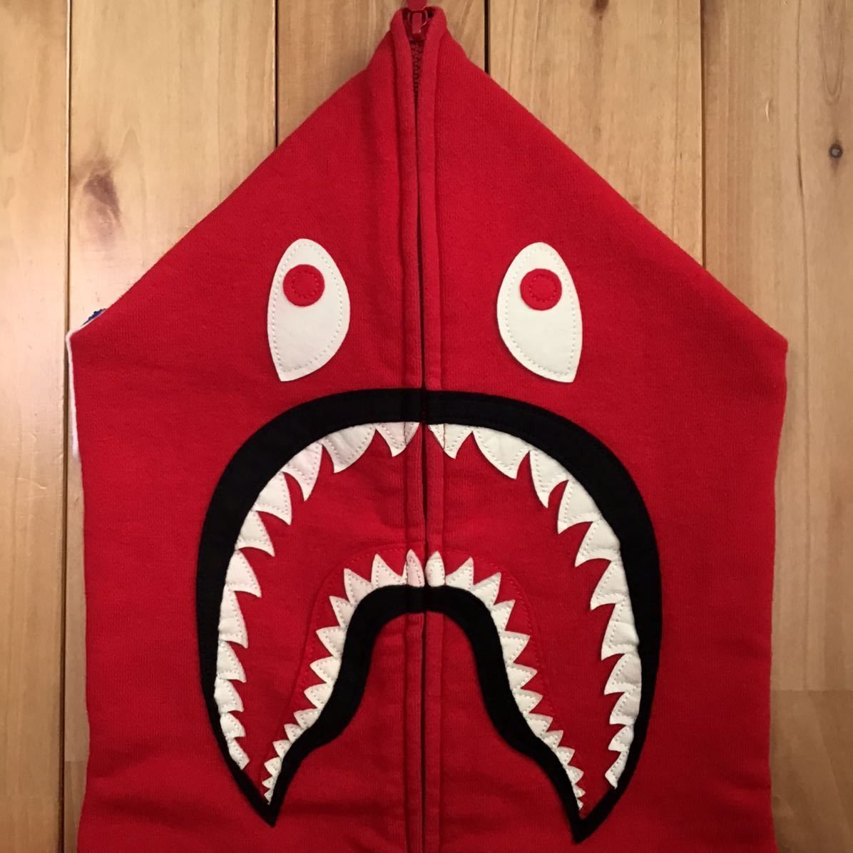 Bape 💫Glow in the dark💫 🔥XL🔥 Shark full zip hoodie Red BAPE Size US XL / EU 56 / 4 - 3 Thumbnail