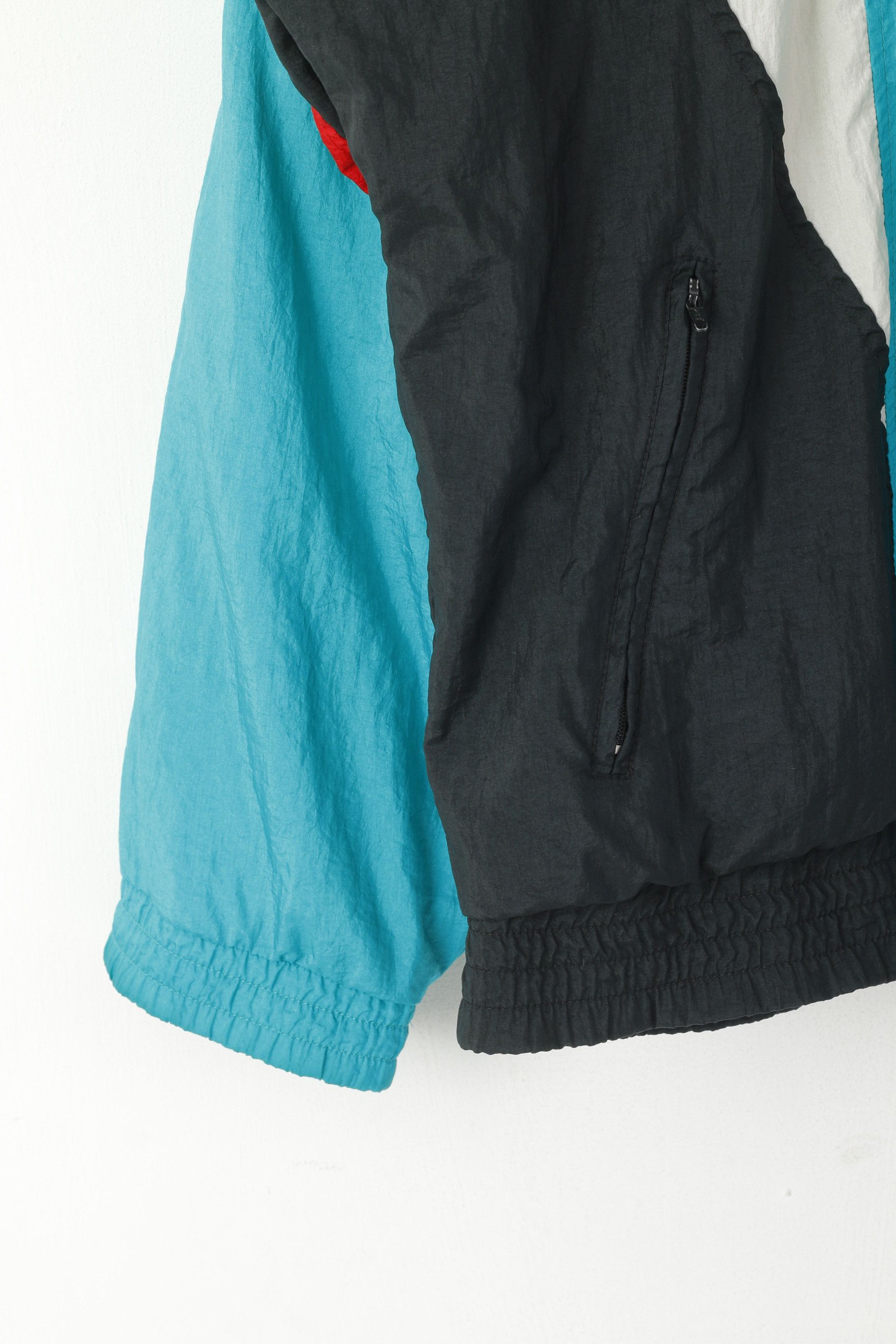 Adidas × Vintage Adidas Men D5 174 M Jacket Vintage Shiny Nylon 6144 Size US M / EU 48-50 / 2 - 3 Thumbnail