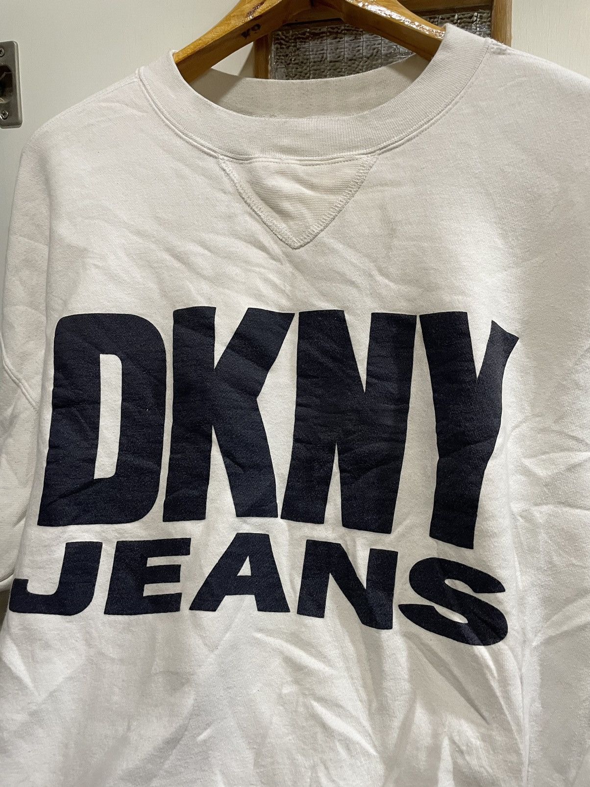 VINTAGE 90s DKNY JEANS BIG LOGO SWEATSHIRT (MADE IN USA)