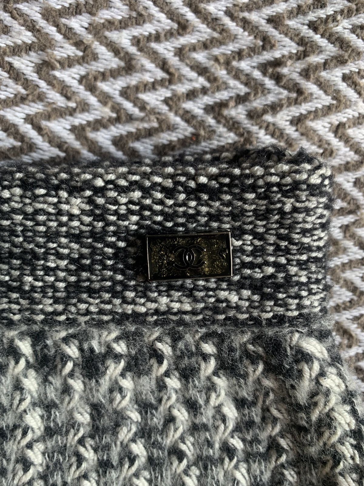 Chanel Chanel cashmere skirt Size 28" / US 6 / IT 42 - 7 Thumbnail