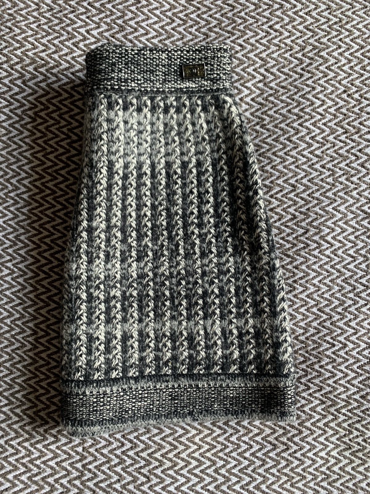 Chanel Chanel cashmere skirt Size 28" / US 6 / IT 42 - 10 Thumbnail