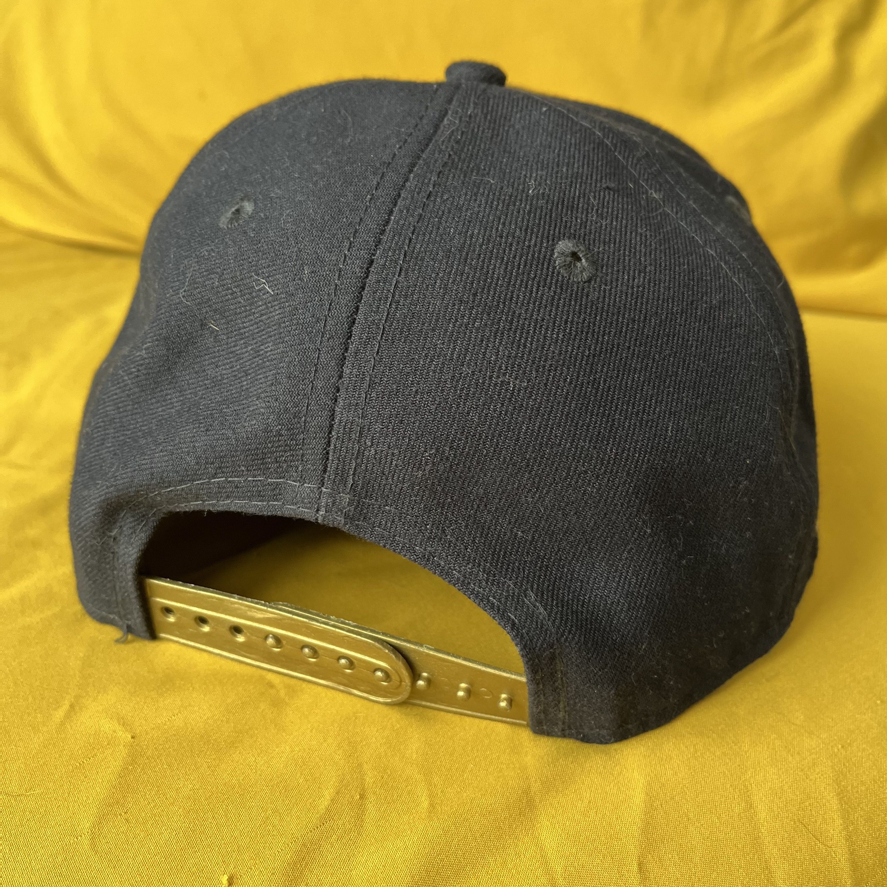 New Era RARE GOLD New Era Boston Red Sox 8 World Series Snapback Size ONE SIZE - 3 Thumbnail