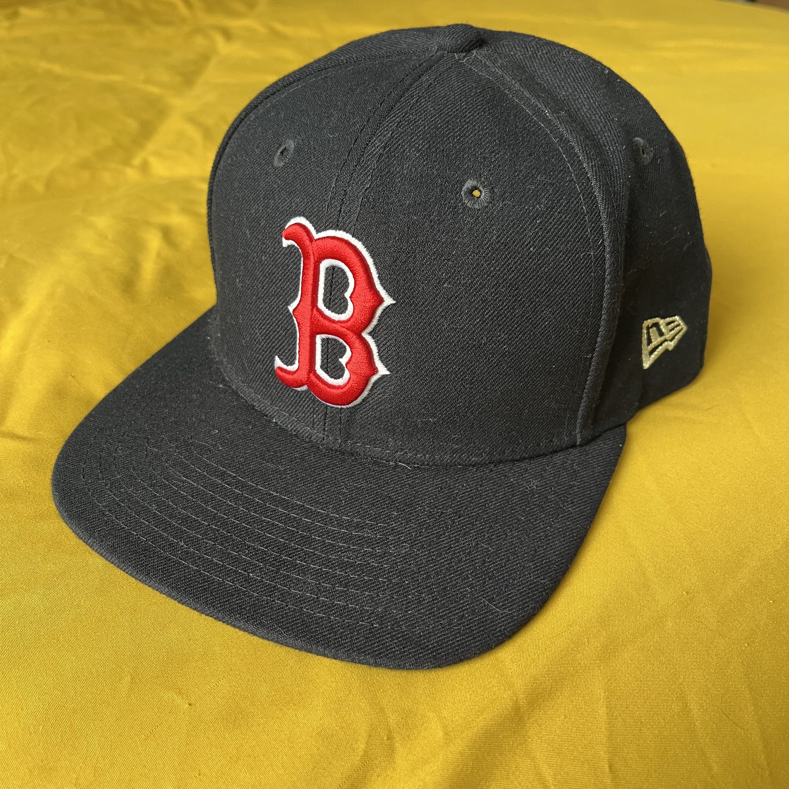 New Era RARE GOLD New Era Boston Red Sox 8 World Series Snapback Size ONE SIZE - 2 Thumbnail