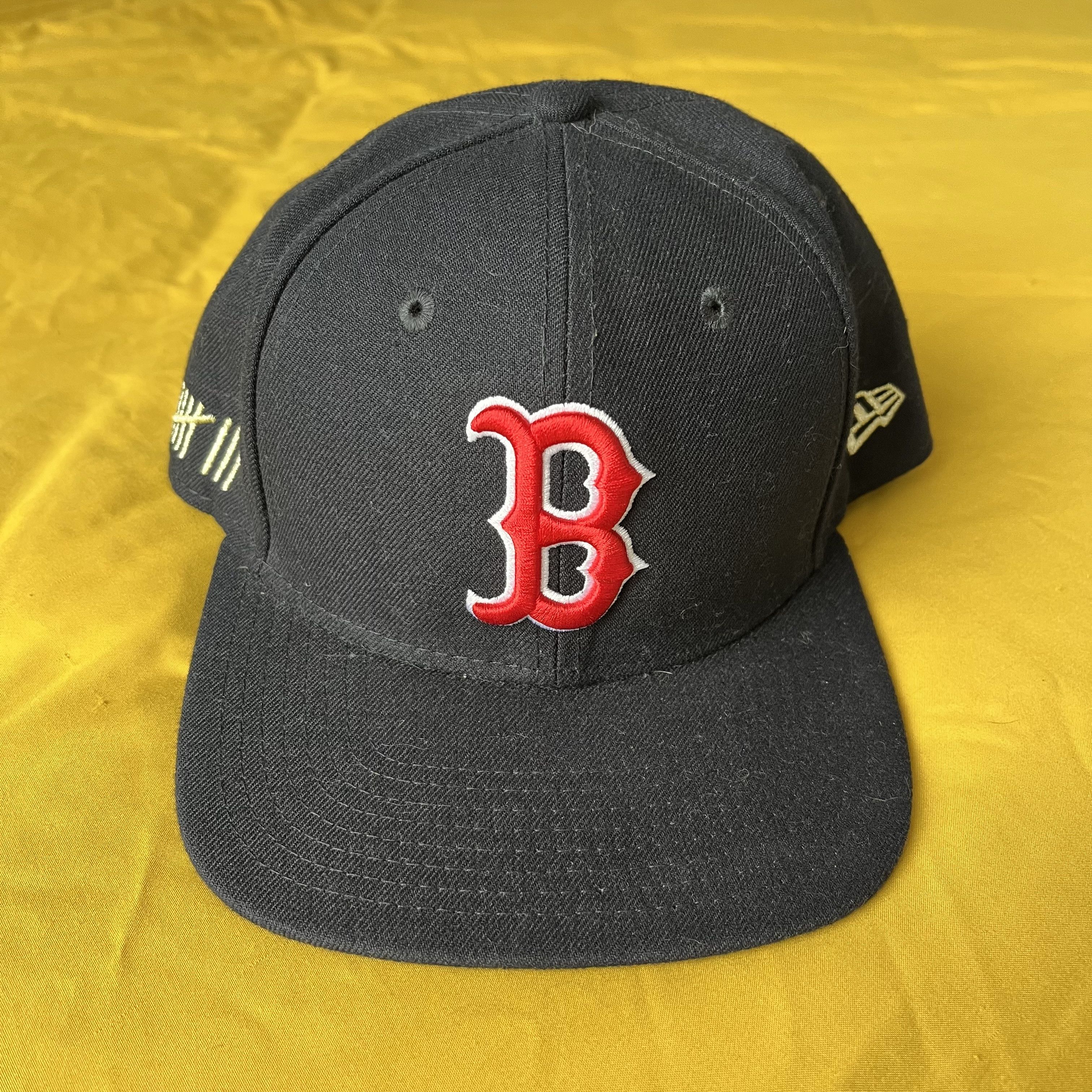 New Era RARE GOLD New Era Boston Red Sox 8 World Series Snapback Size ONE SIZE - 1 Thumbnail