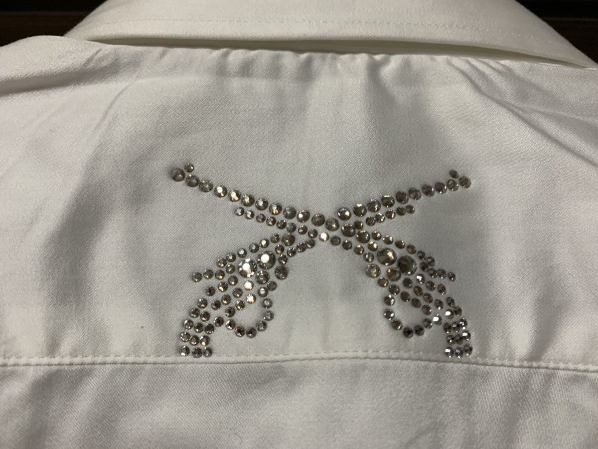 Mastermind Japan × Roar White Dress Shirt With Swarovski Crystal Double Gun Logo Size US M / EU 48-50 / 2 - 4 Thumbnail