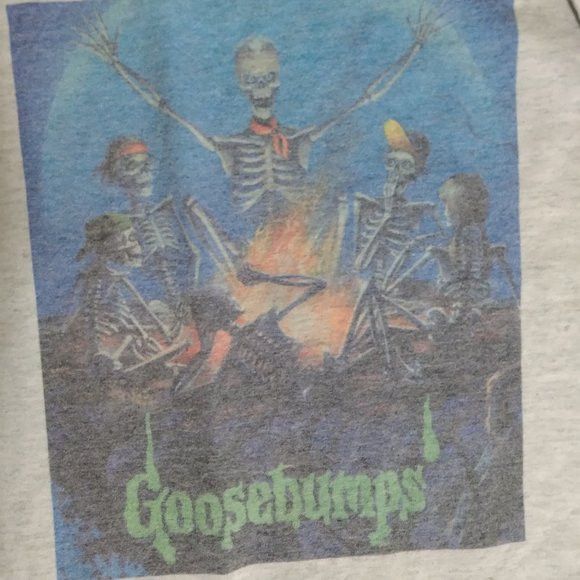 Vintage 90s Goosebumps Skeletons Campfire Graphic T-Shirt